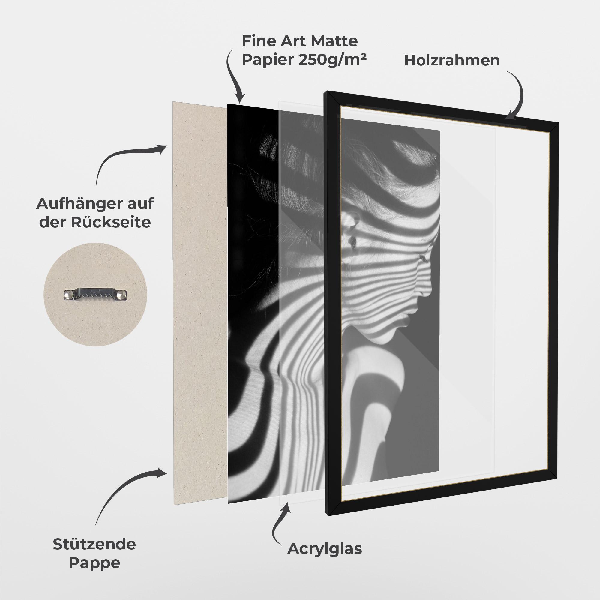 Gerahmte Poster Zebra Stripes Woman mockup 1