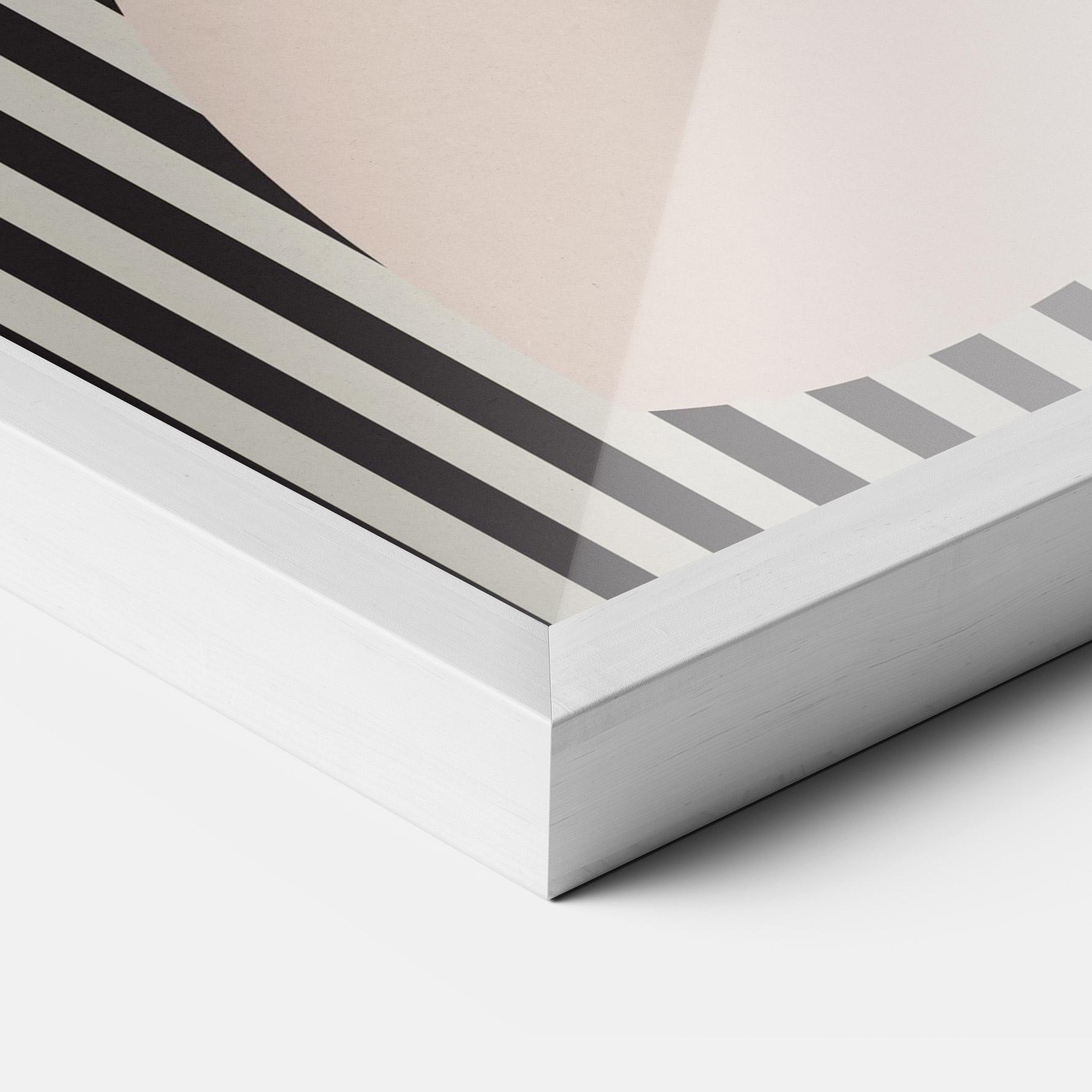 Gerahmte Poster Woman Orange Lips mockup 3