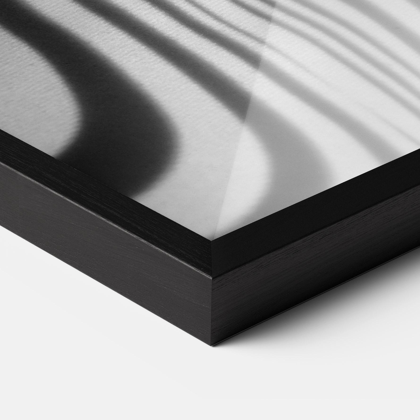 Gerahmte Poster Zebra Stripes Woman mockup 3