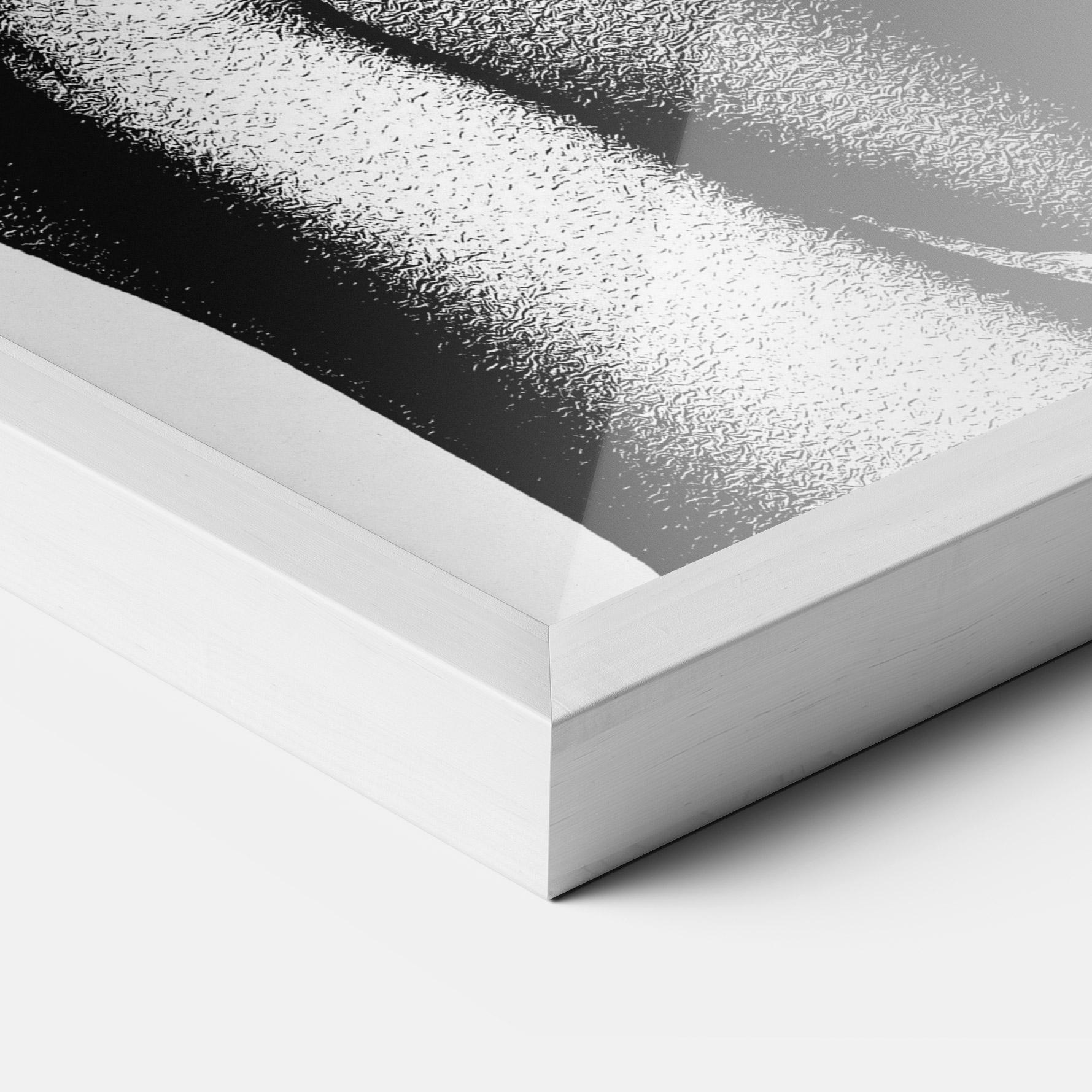 Gerahmte Poster Flower African Woman mockup 3