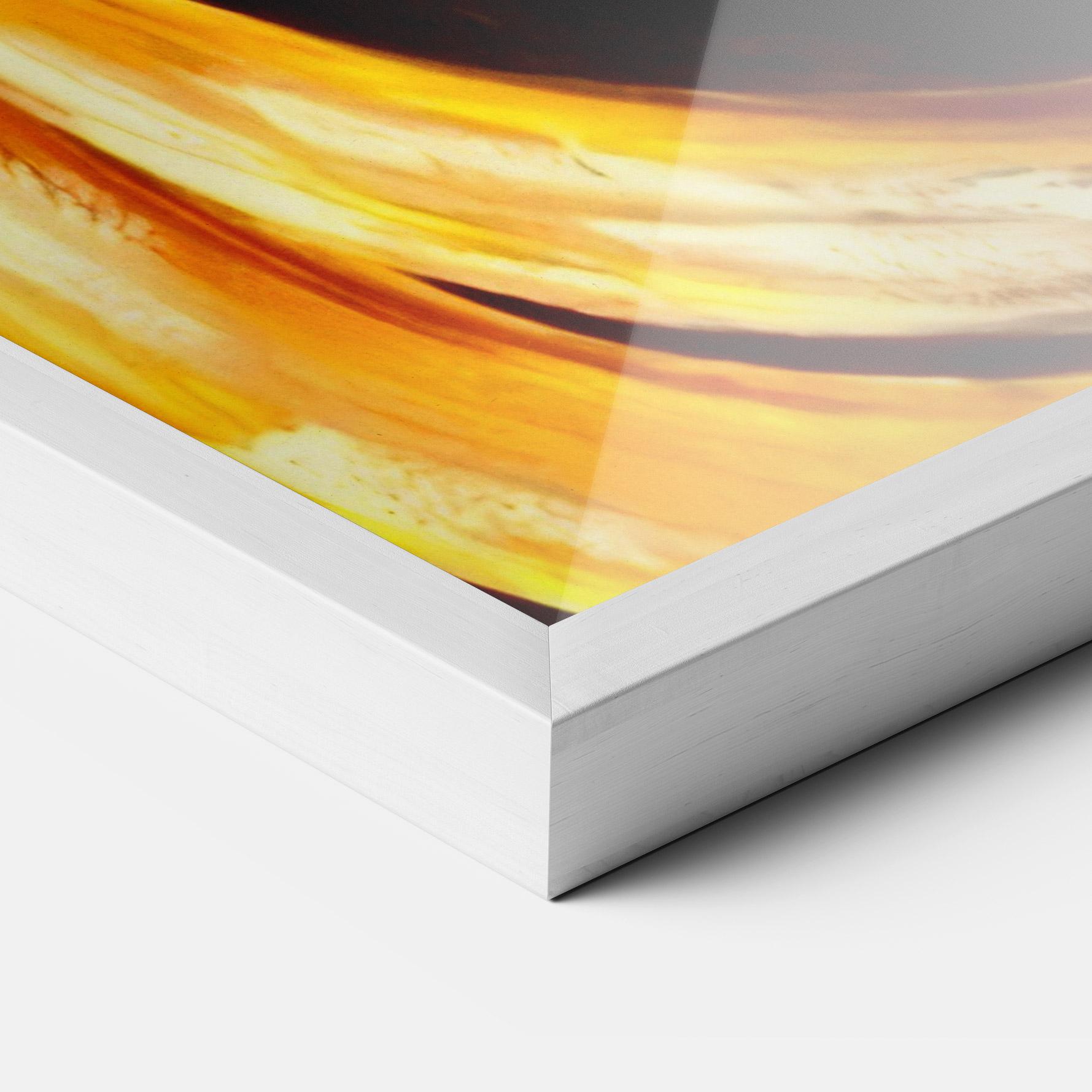 Gerahmte Poster Golden African Women mockup 3