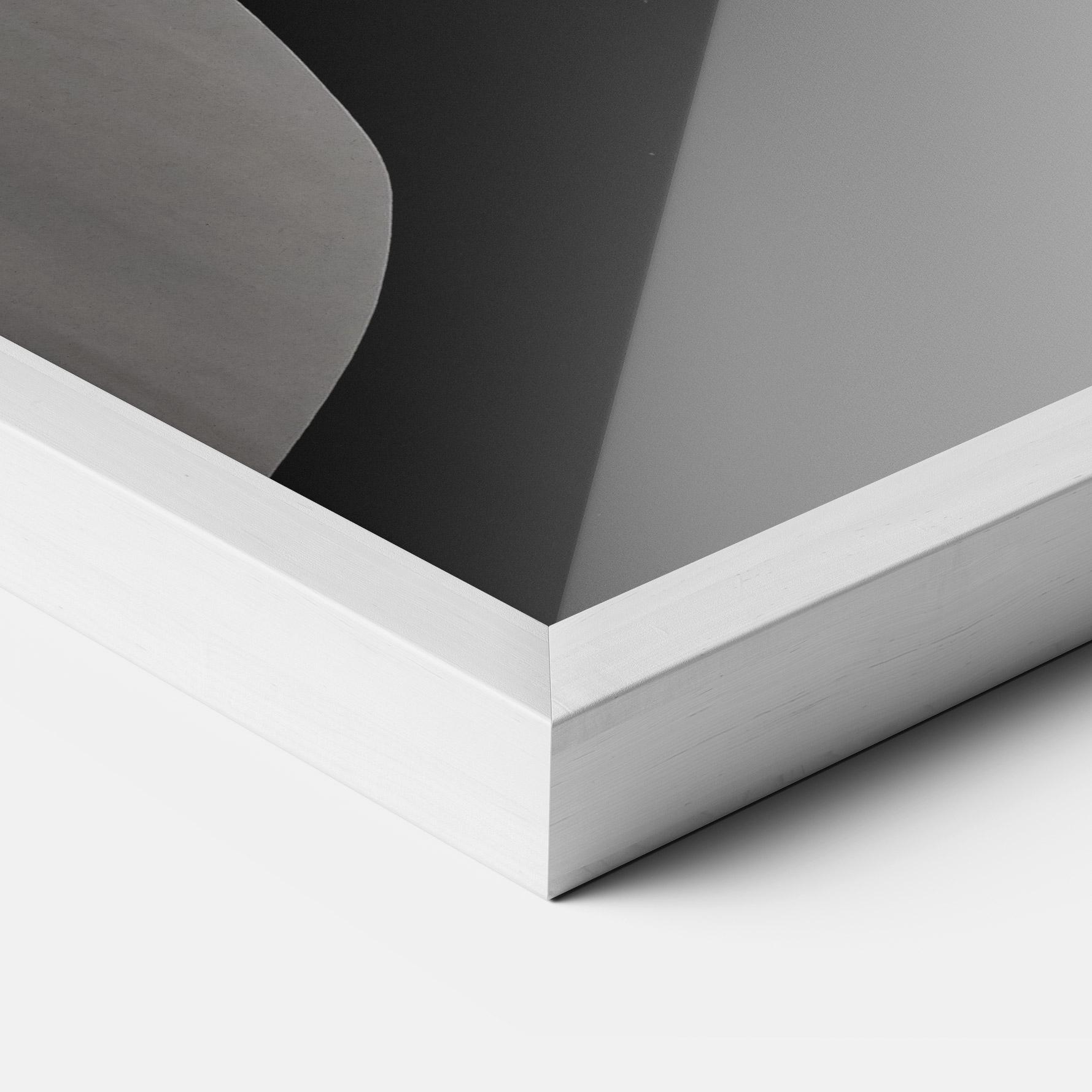 Gerahmte Poster Grey Gold Lips mockup 3