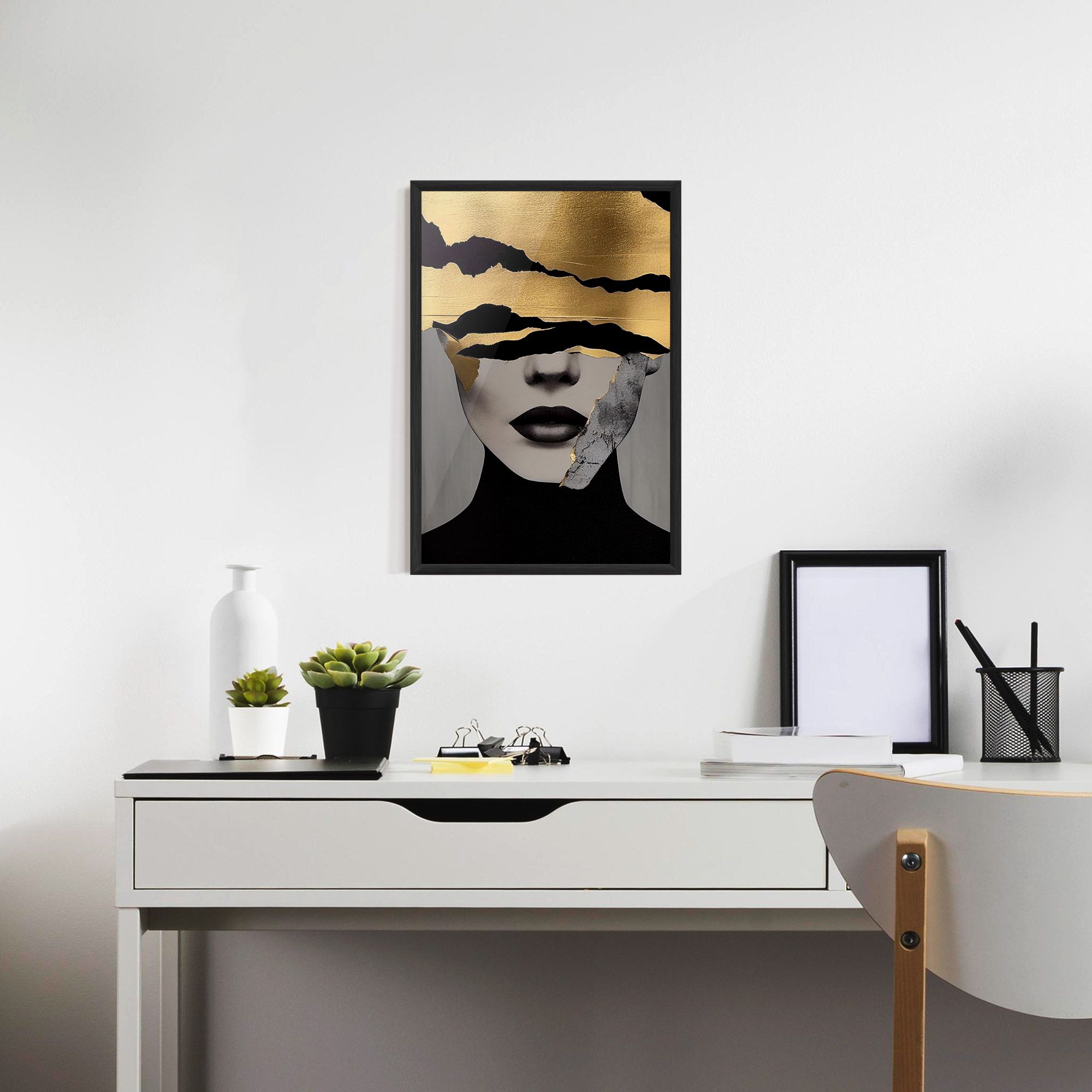 Grey Gold Lips mockup 7