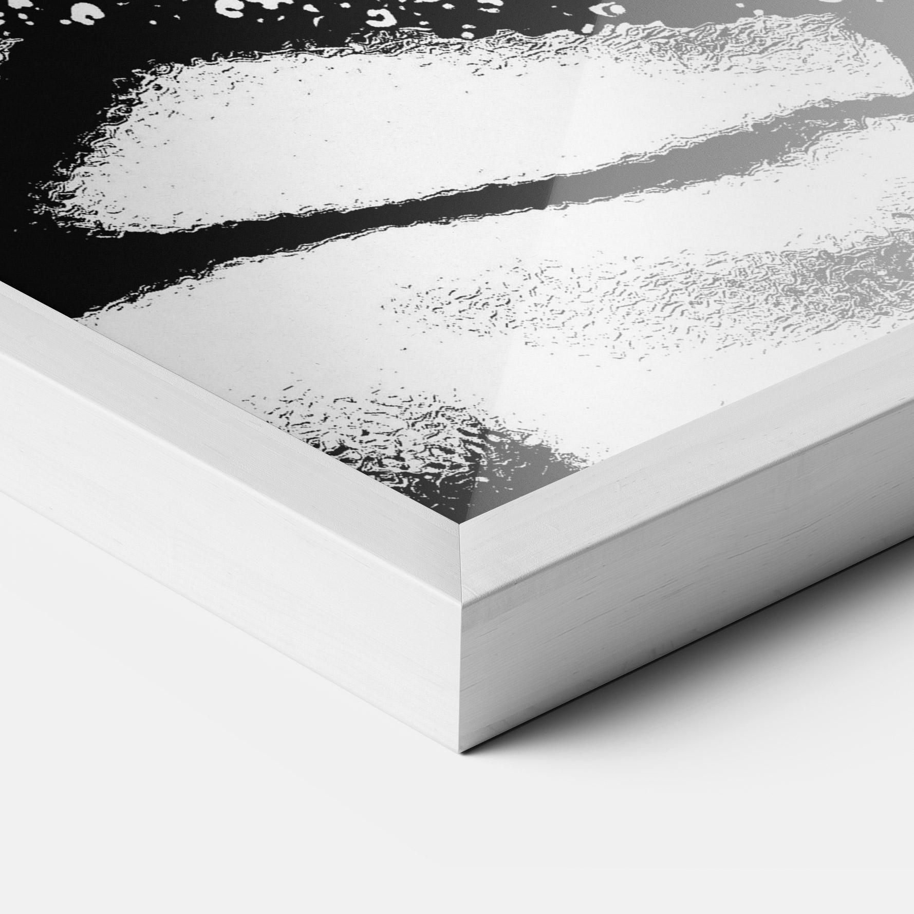 Gerahmte Poster White Black Portrait mockup 3