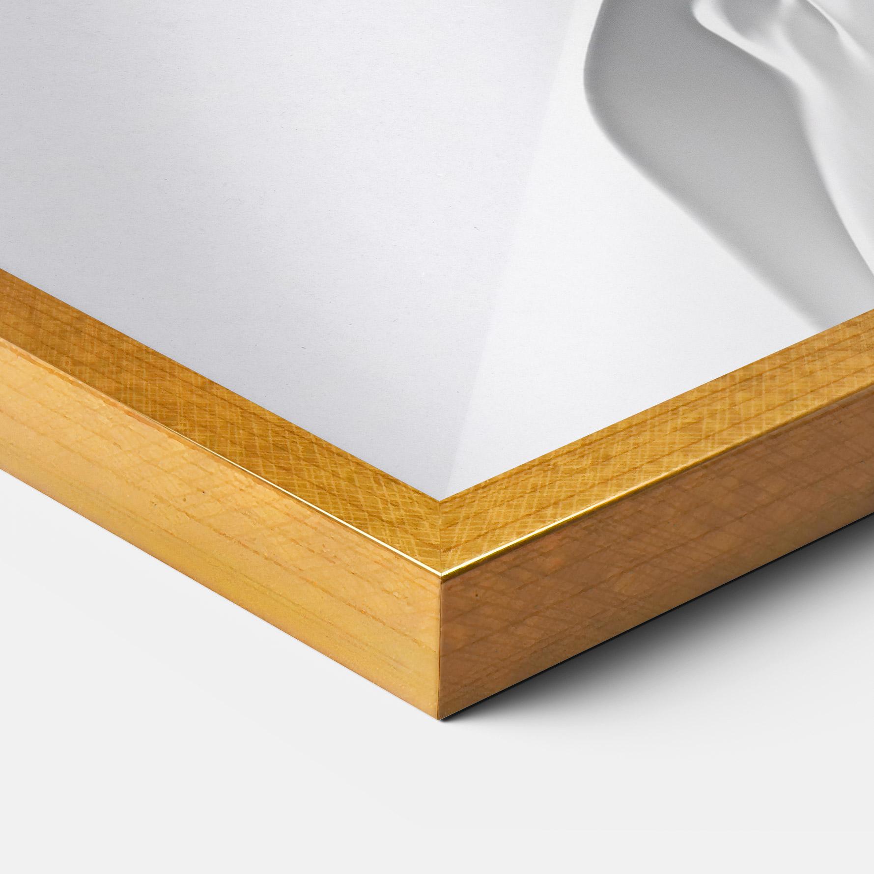 Gerahmte Poster Flower Crown Woman mockup 3