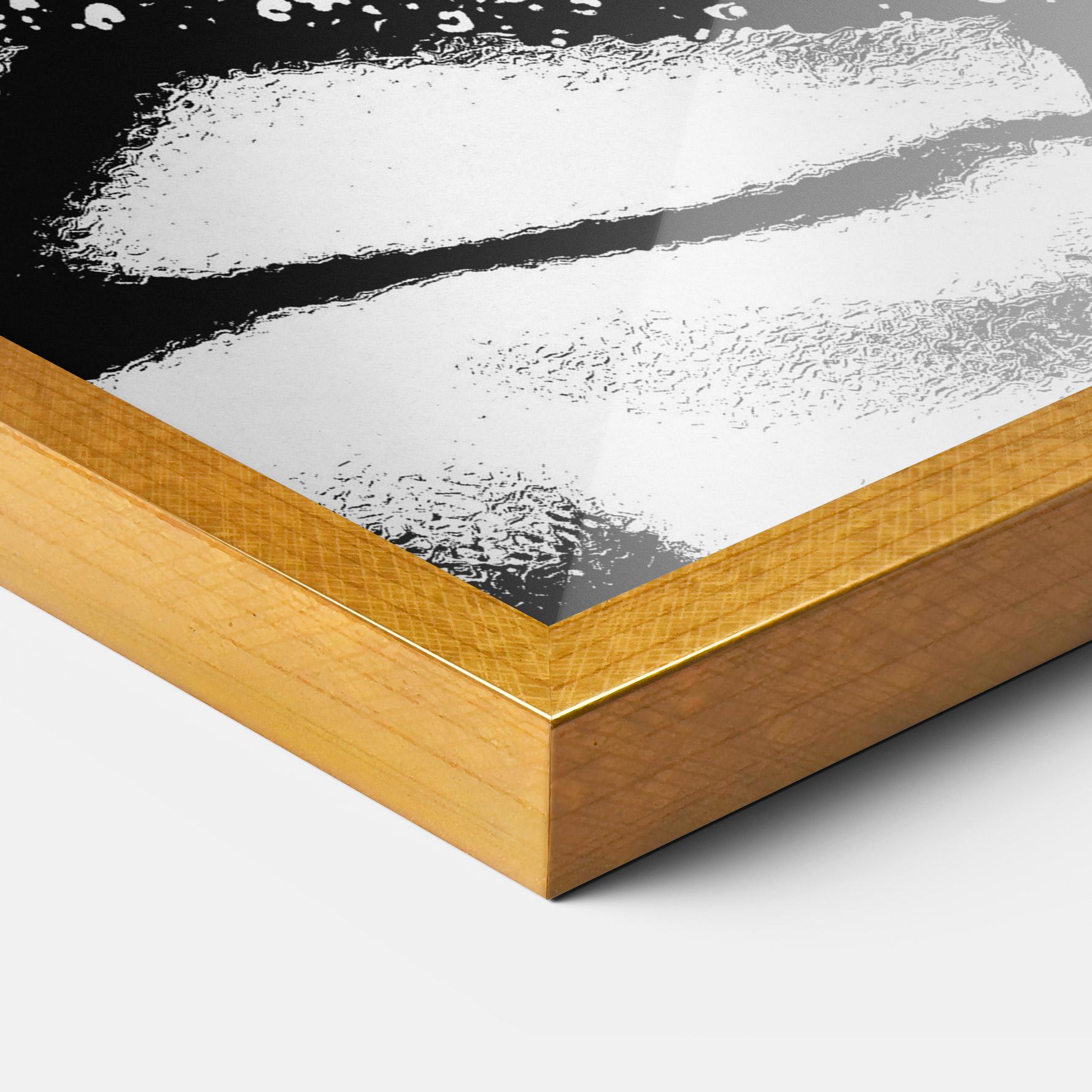 Gerahmte Poster White Black Portrait mockup 3