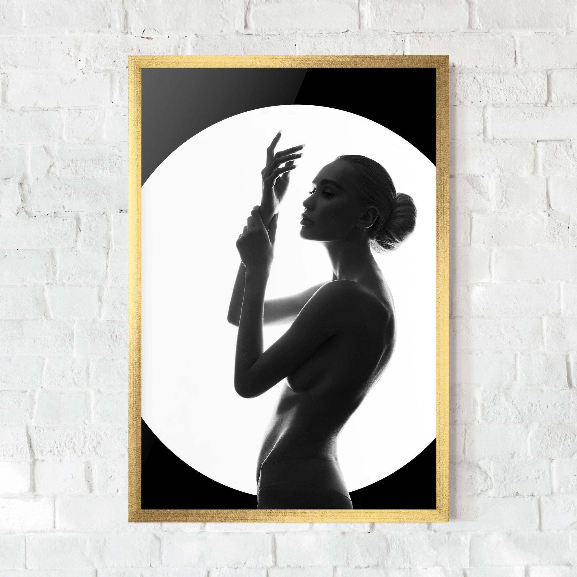 Gerahmte Poster Body Figure mockup 0