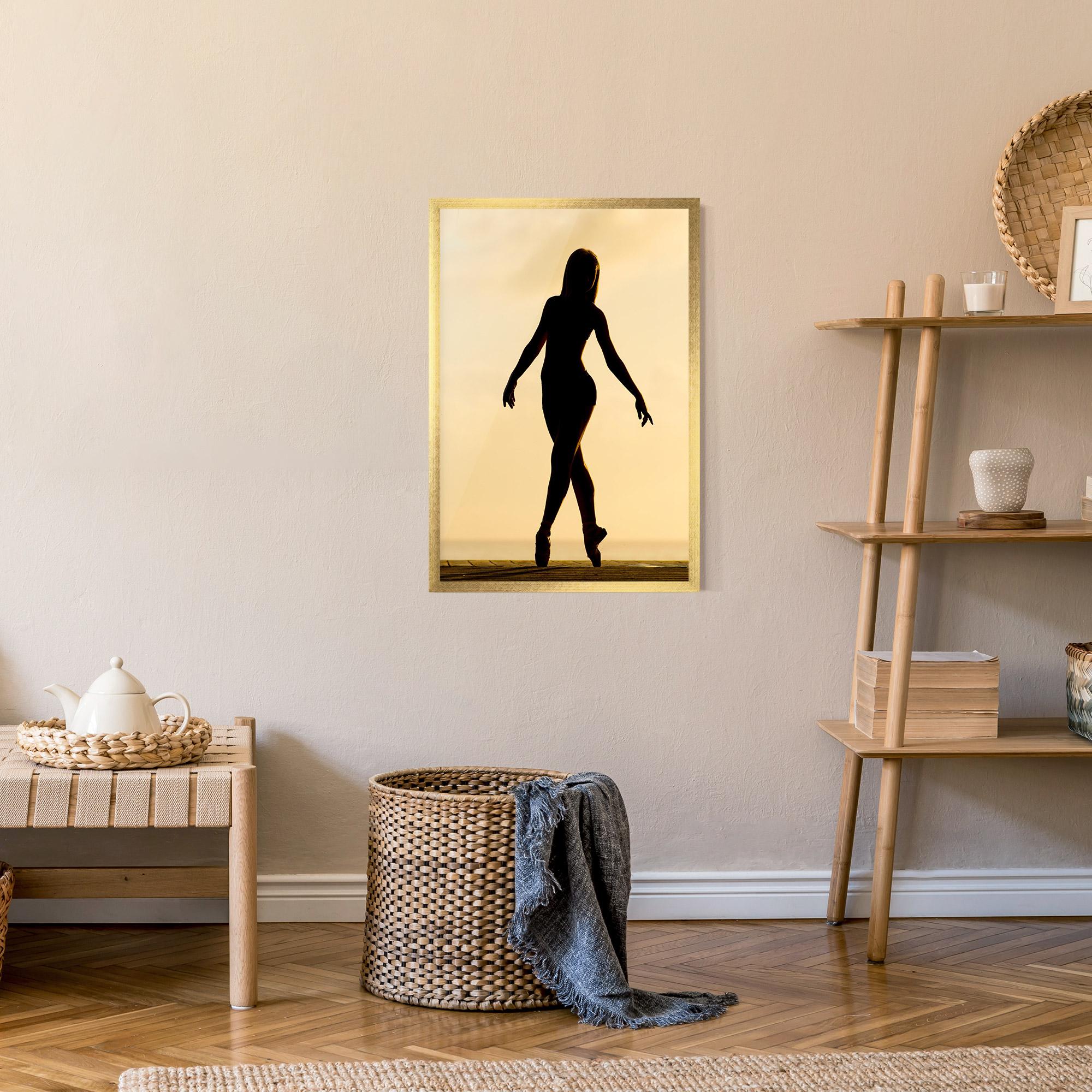 Gerahmte Poster Ballet On Cream mockup 9