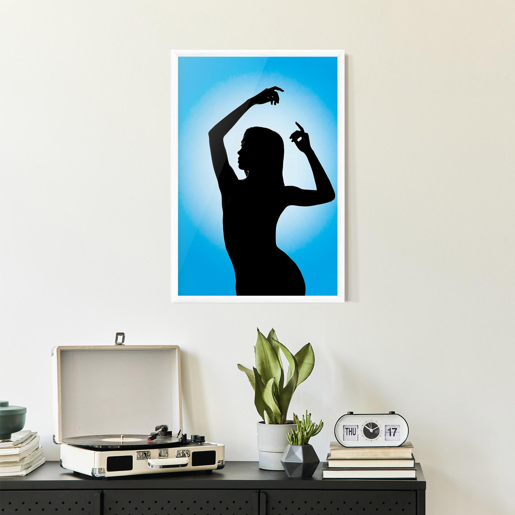 Gerahmte Poster Blue Background mockup 2