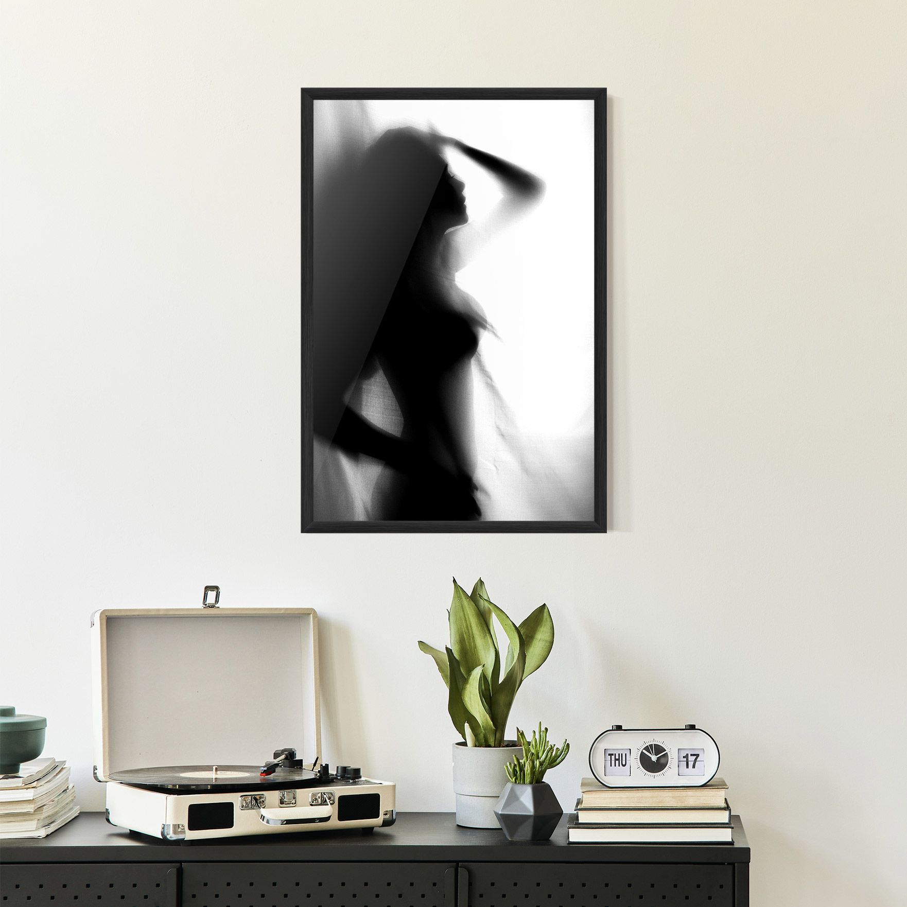 Blurred Girl mockup 2