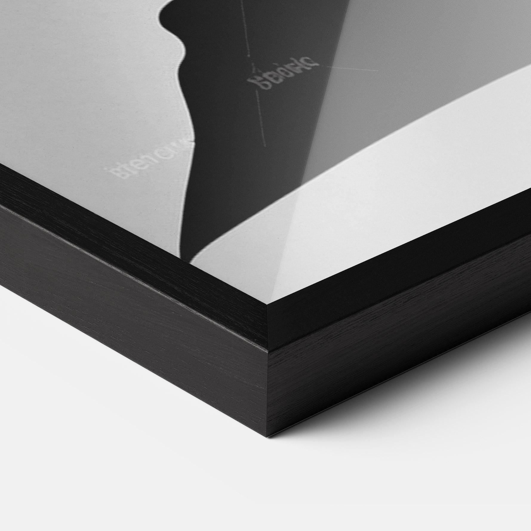 Gerahmte Poster Black Woman Silhouette mockup 3