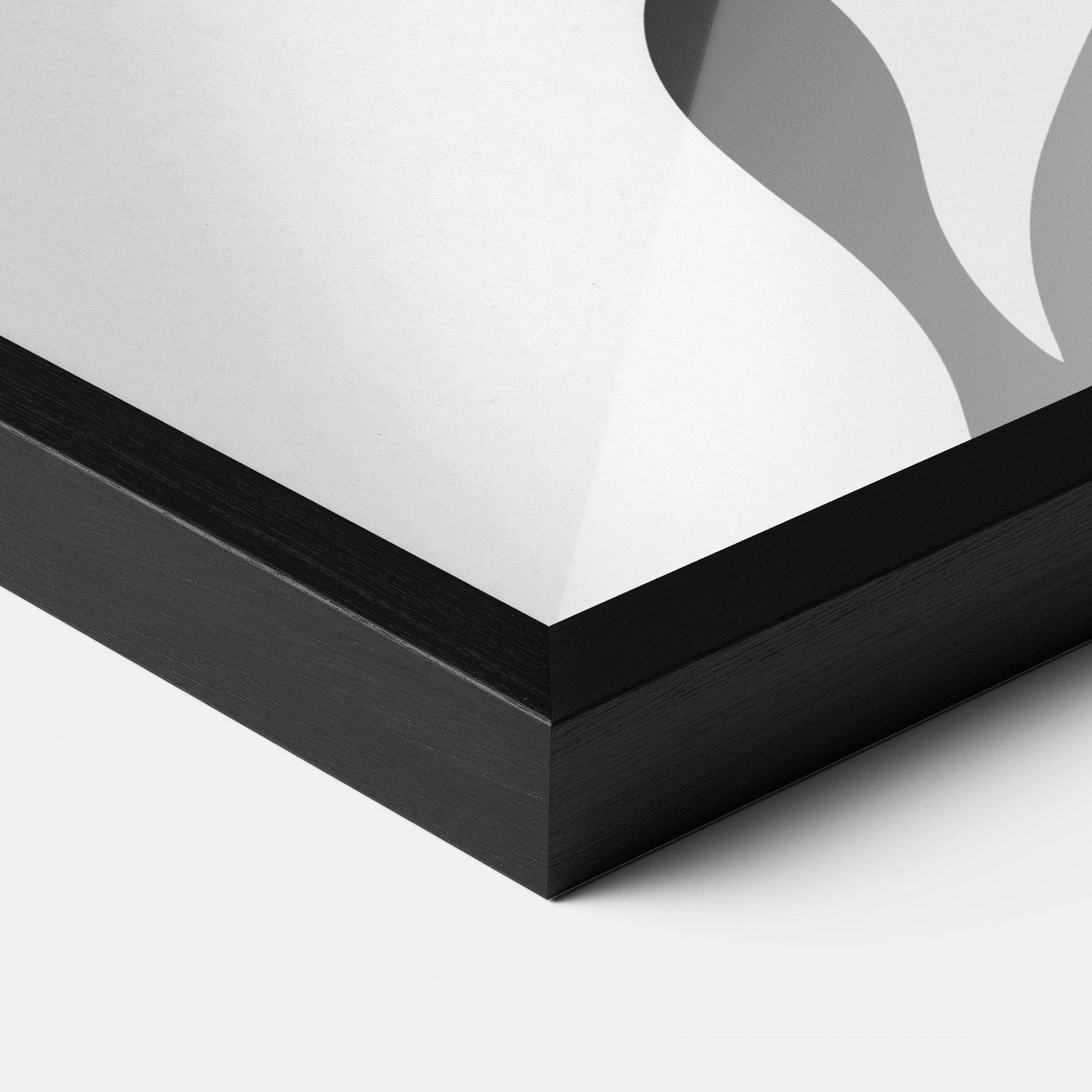 Gerahmte Poster Eyeliner Shilouette mockup 3