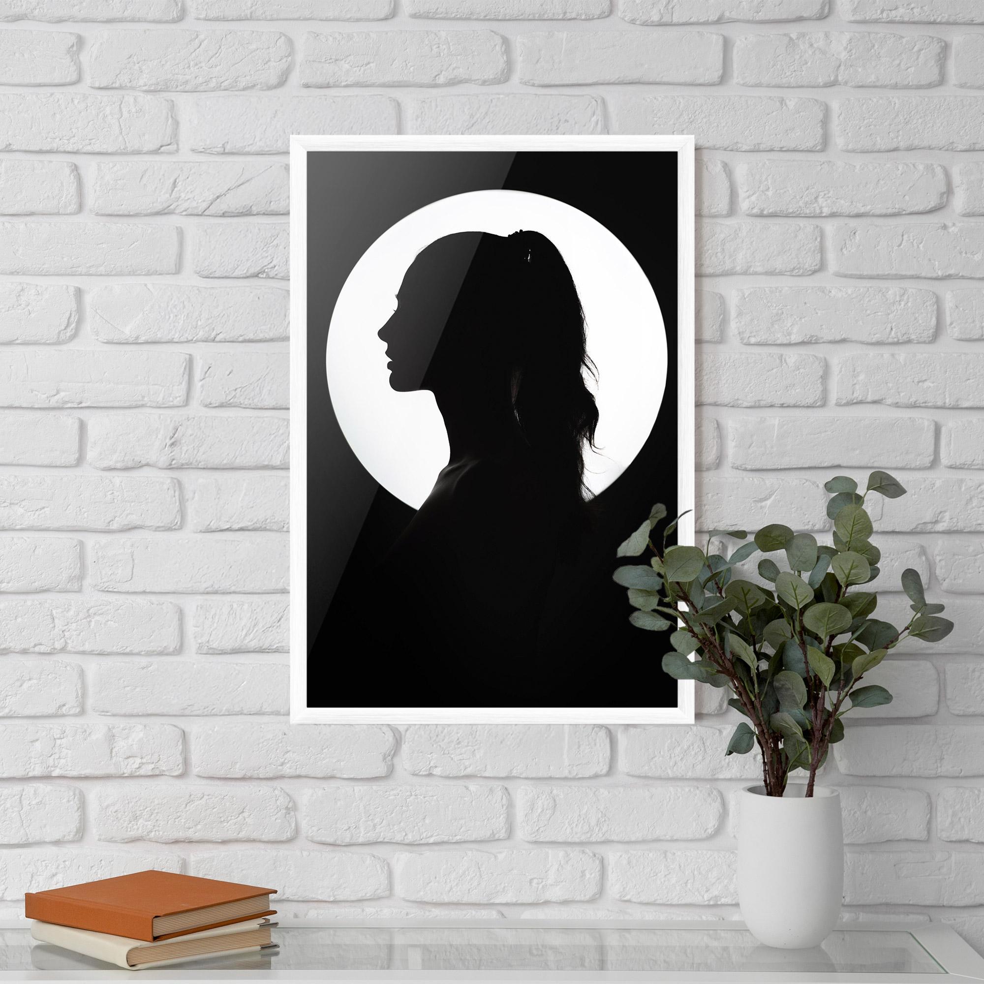 Gerahmte Poster Full Moon Girl mockup 5