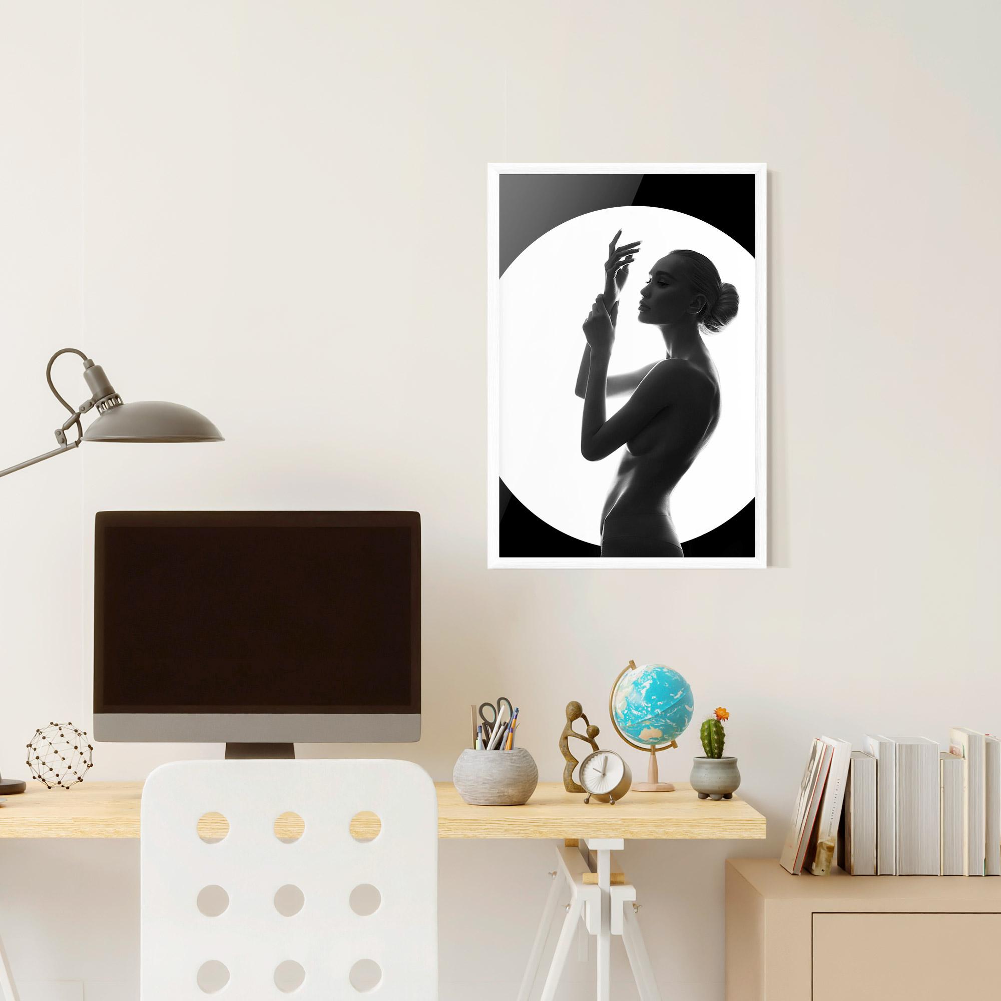 Gerahmte Poster Body Figure mockup 6