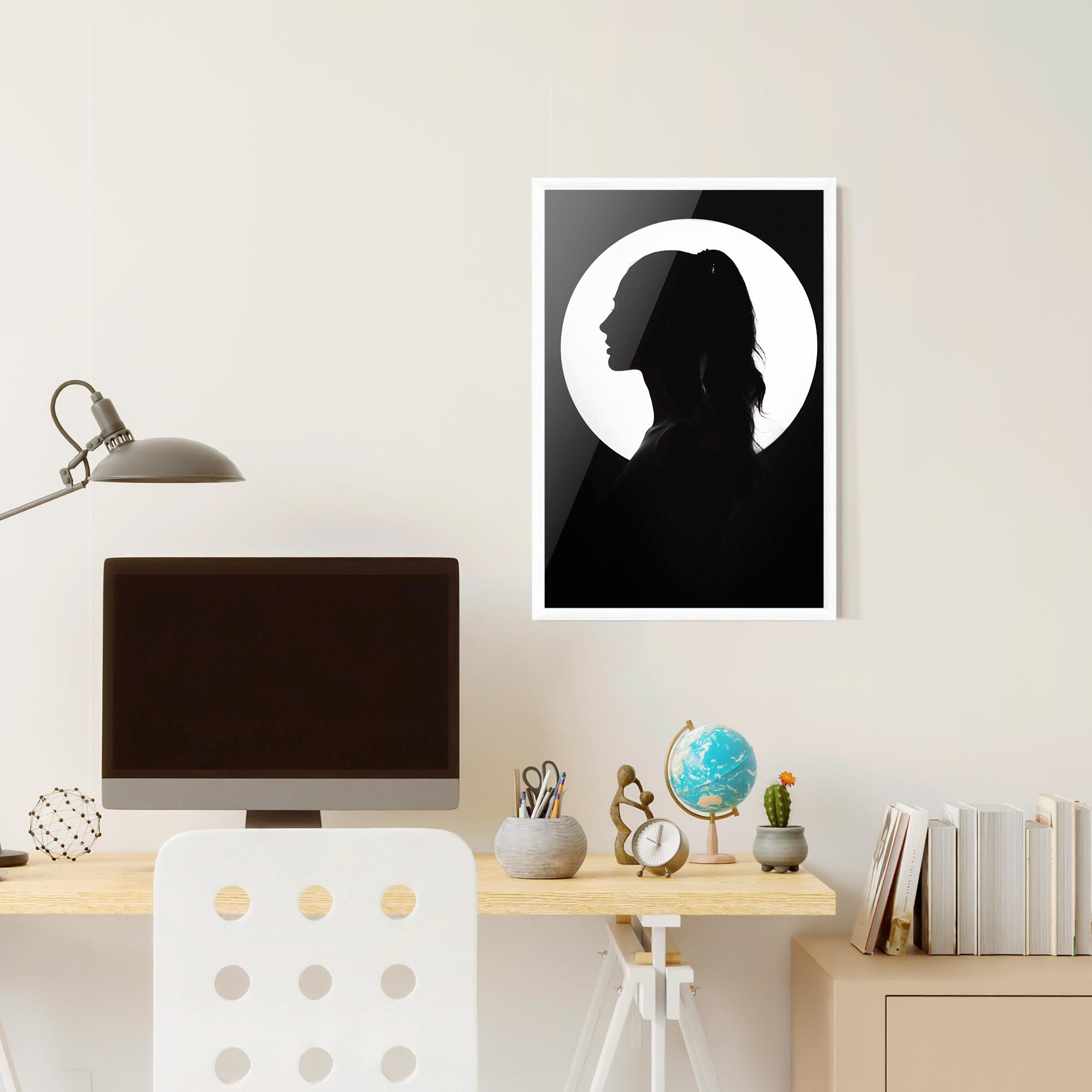 Gerahmte Poster Full Moon Girl mockup 6