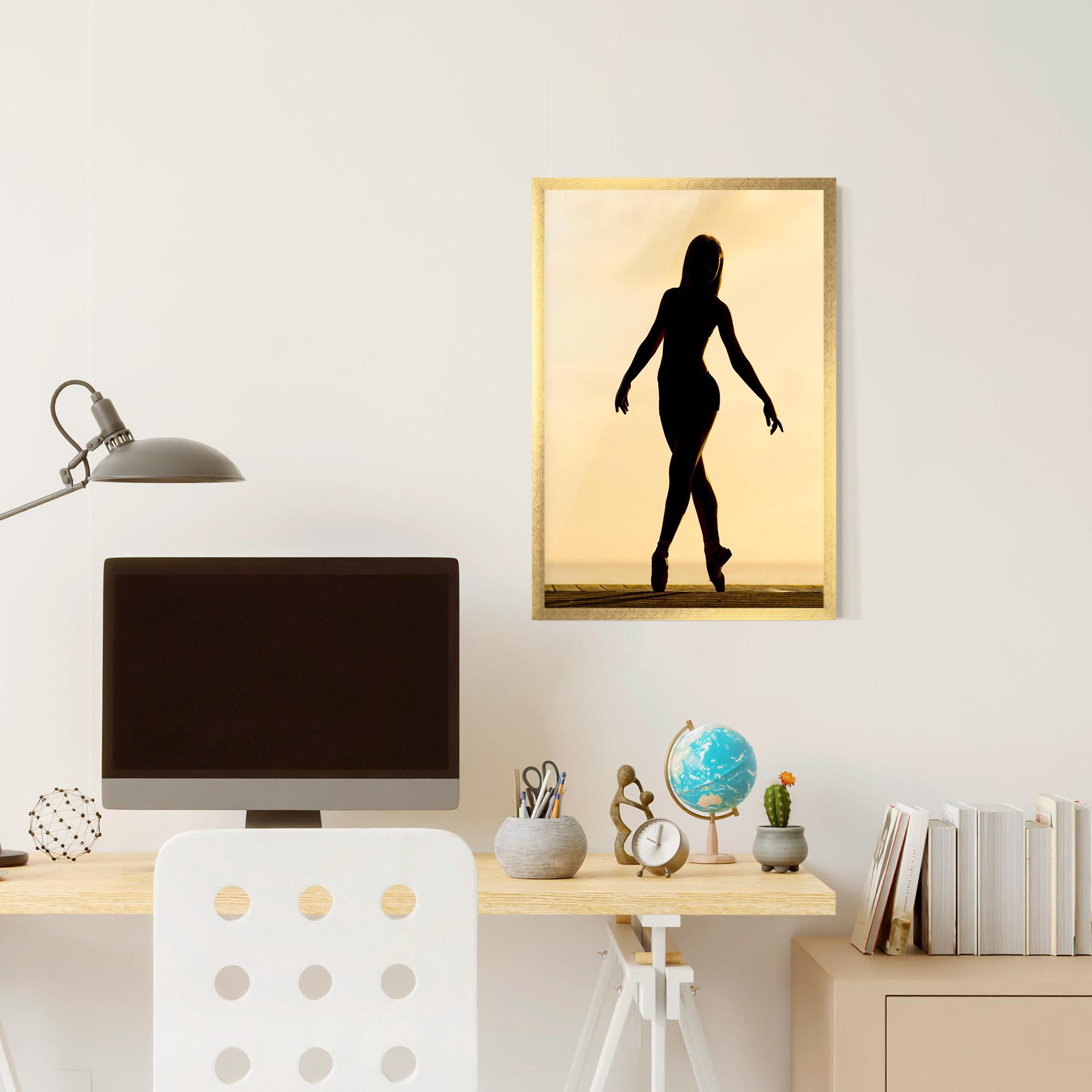 Gerahmte Poster Ballet On Cream mockup 6