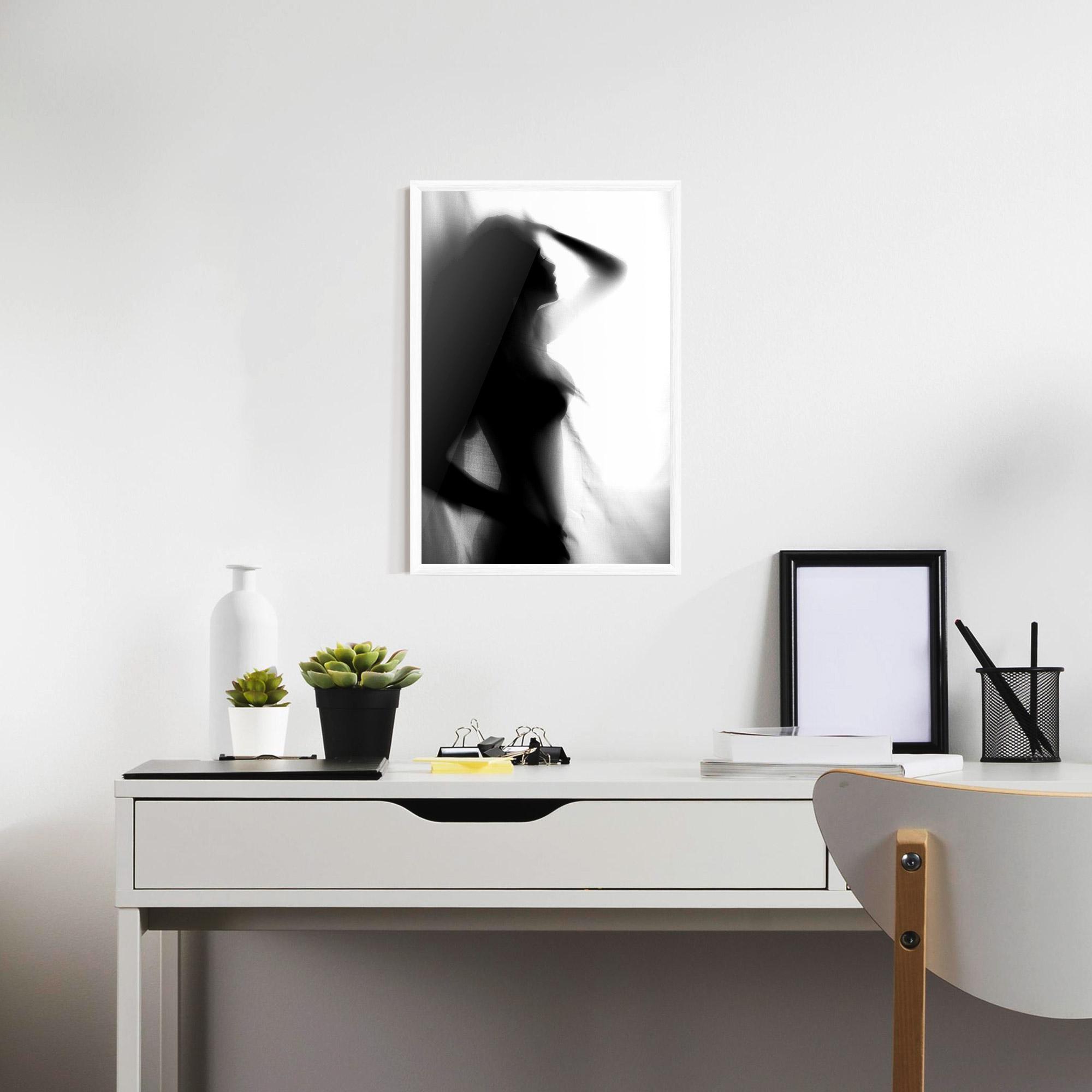 Gerahmte Poster Blurred Girl mockup 7