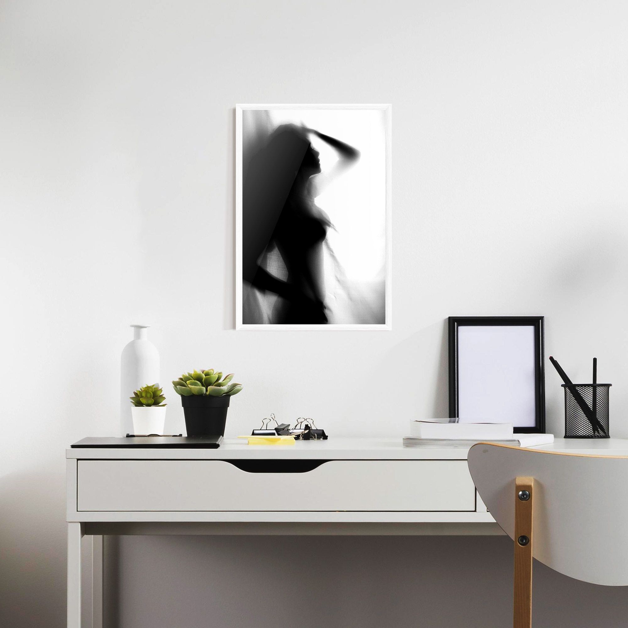 Blurred Girl mockup 7