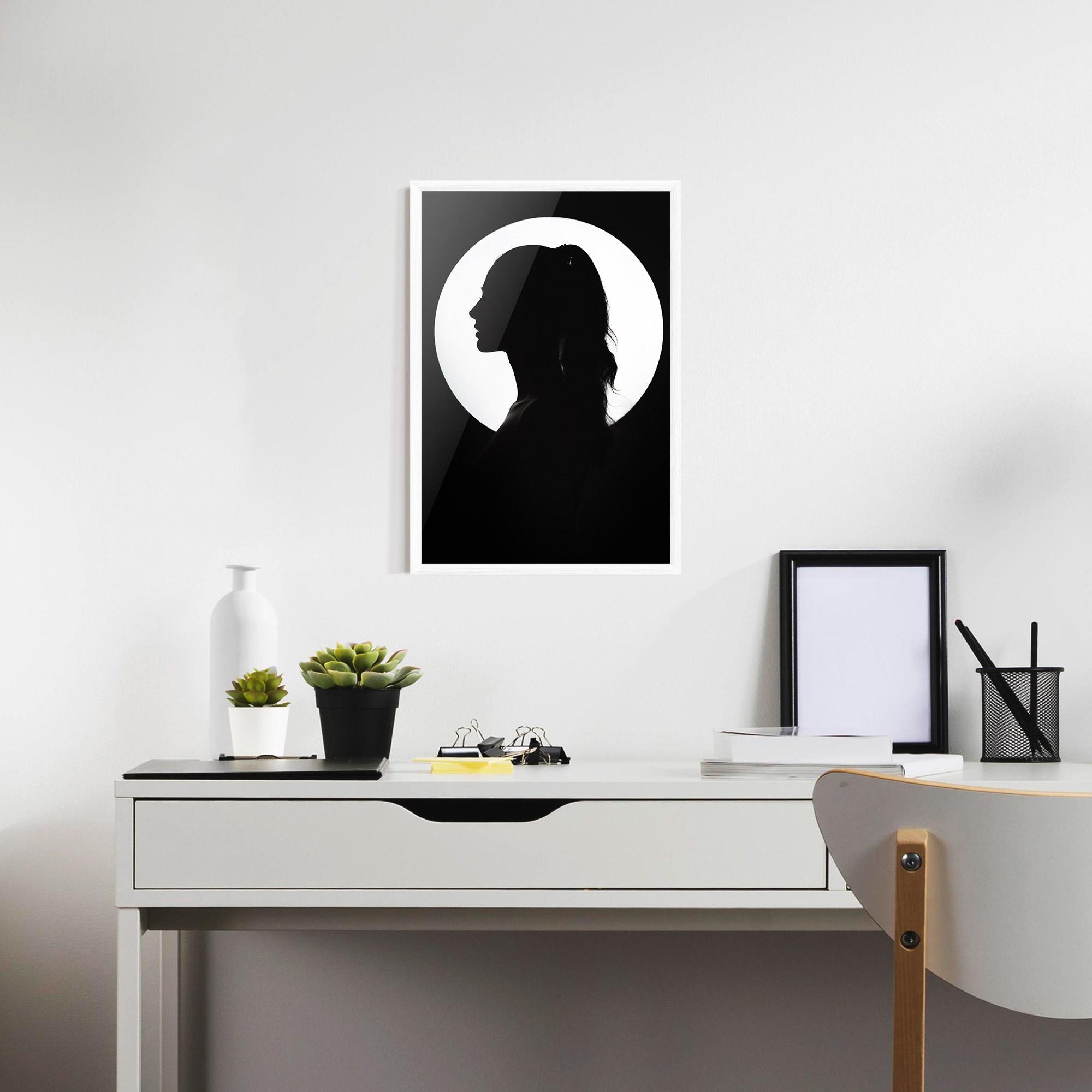 Gerahmte Poster Full Moon Girl mockup 7