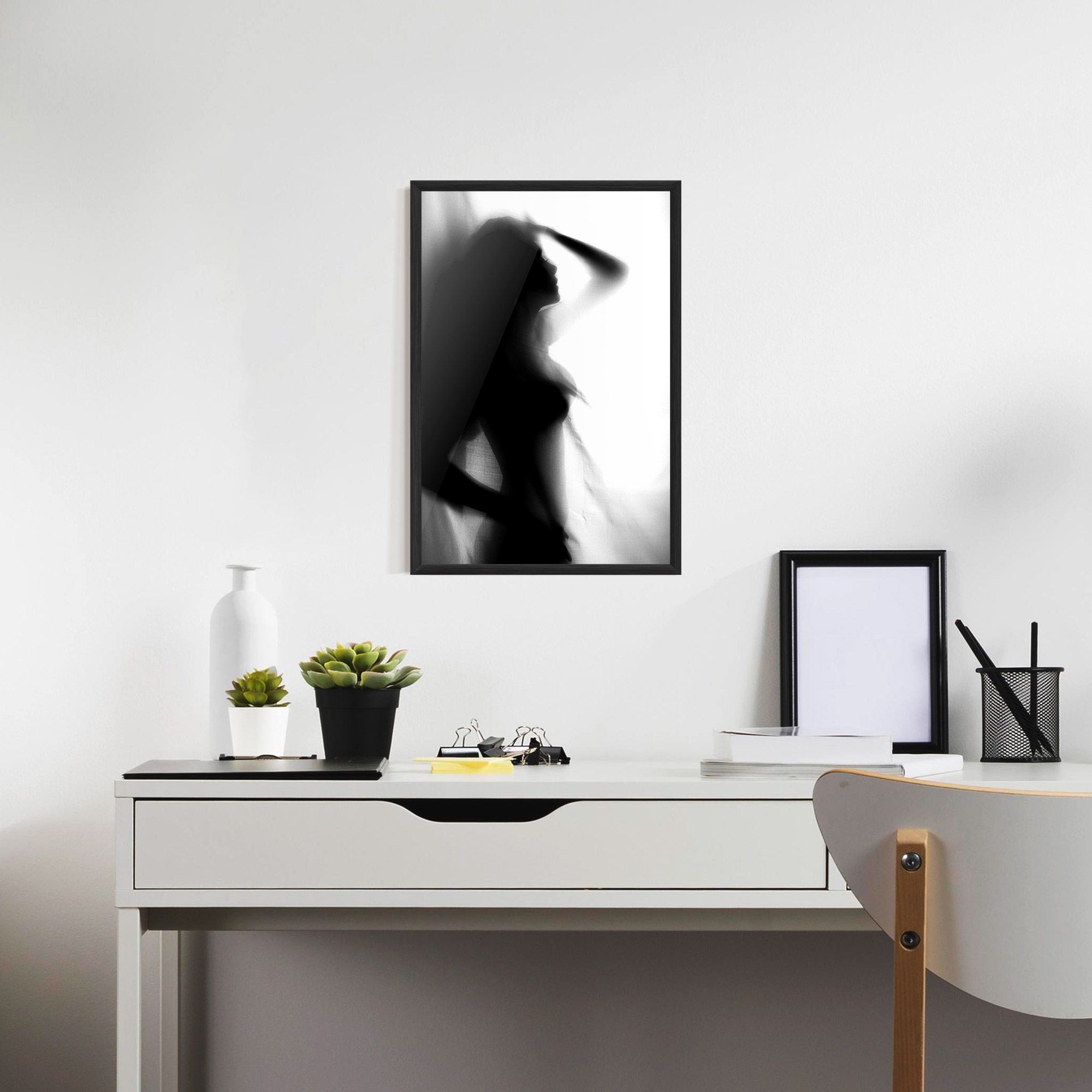 Blurred Girl mockup 7
