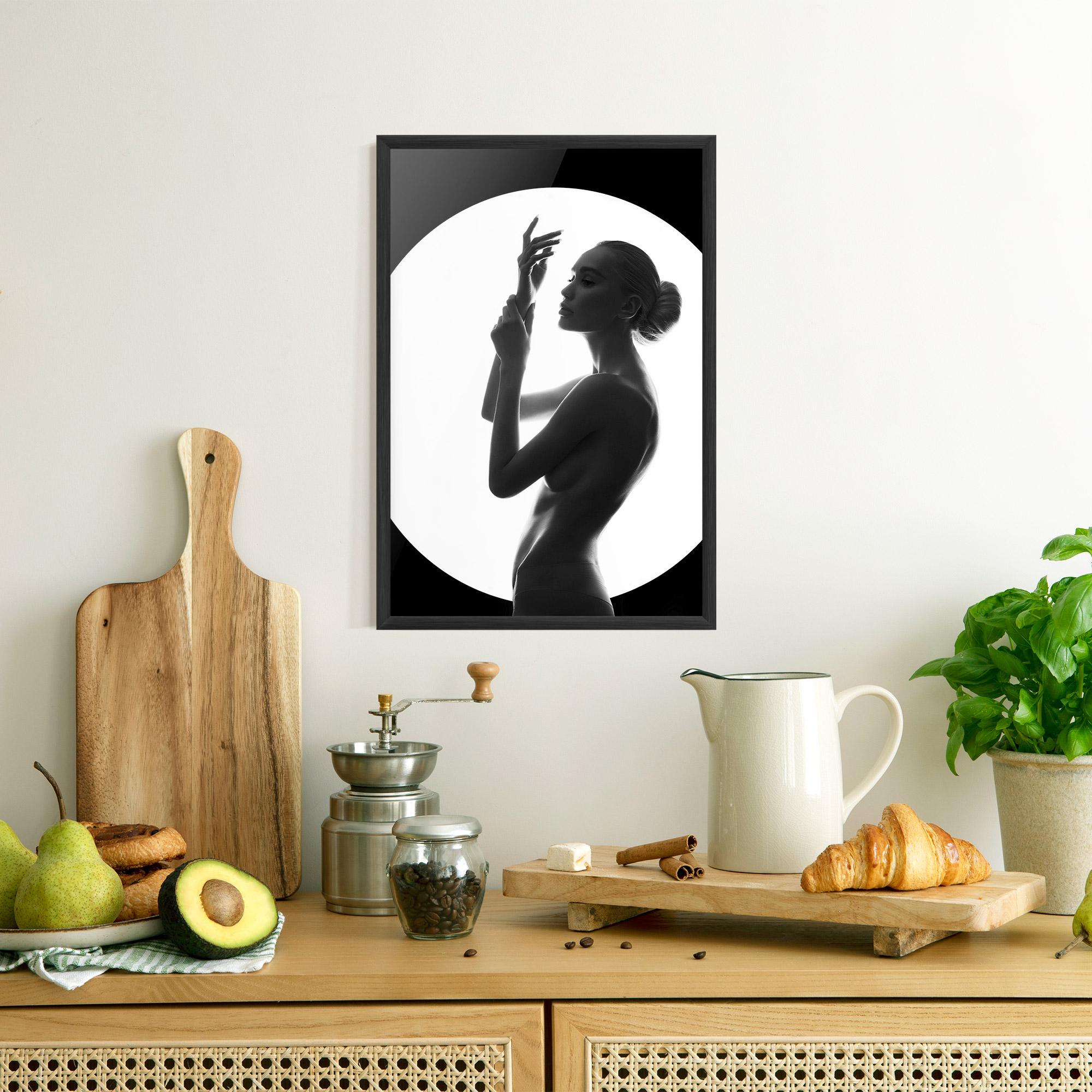 Gerahmte Poster Body Figure mockup 8