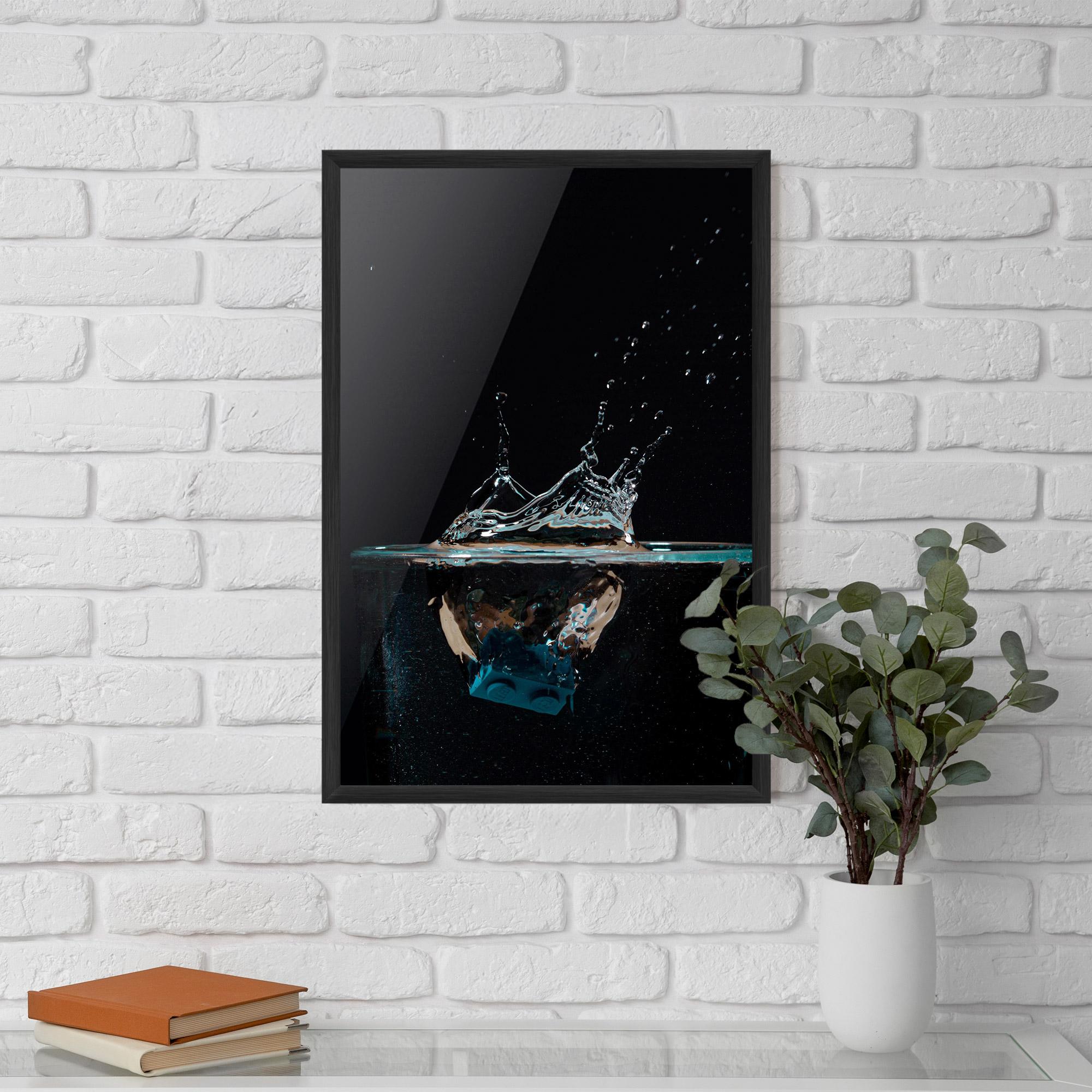 Gerahmte Poster Close Up Splash mockup 5