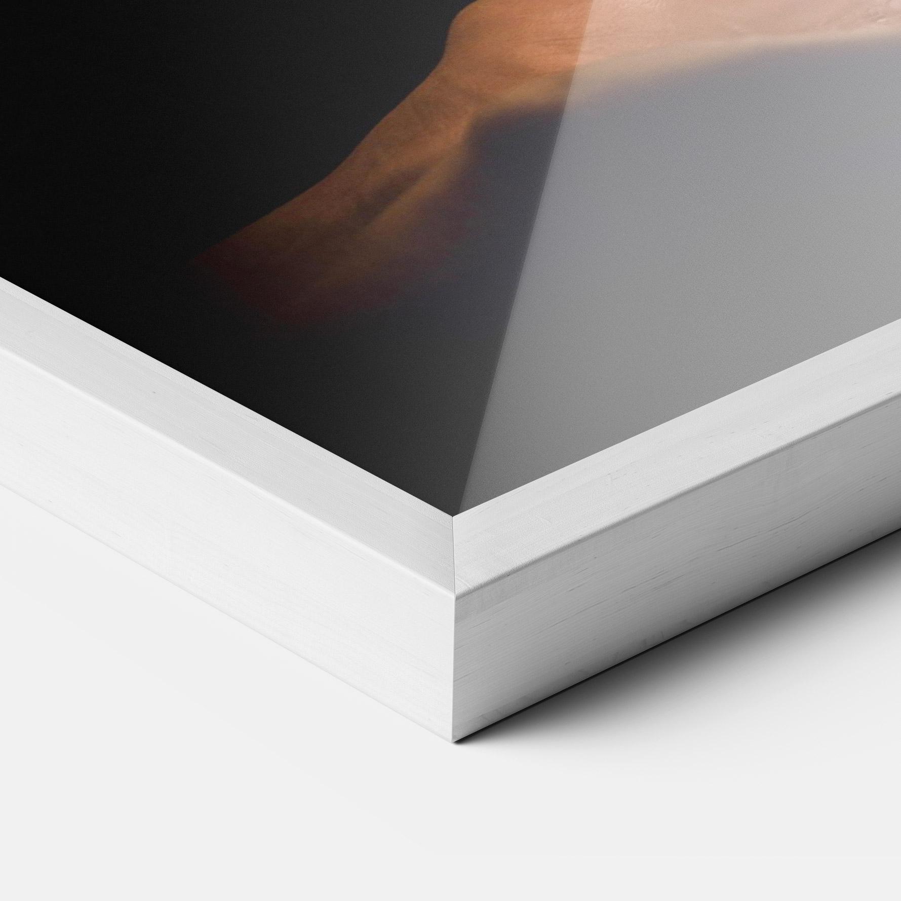 Gerahmte Poster White Orange Fire mockup 3