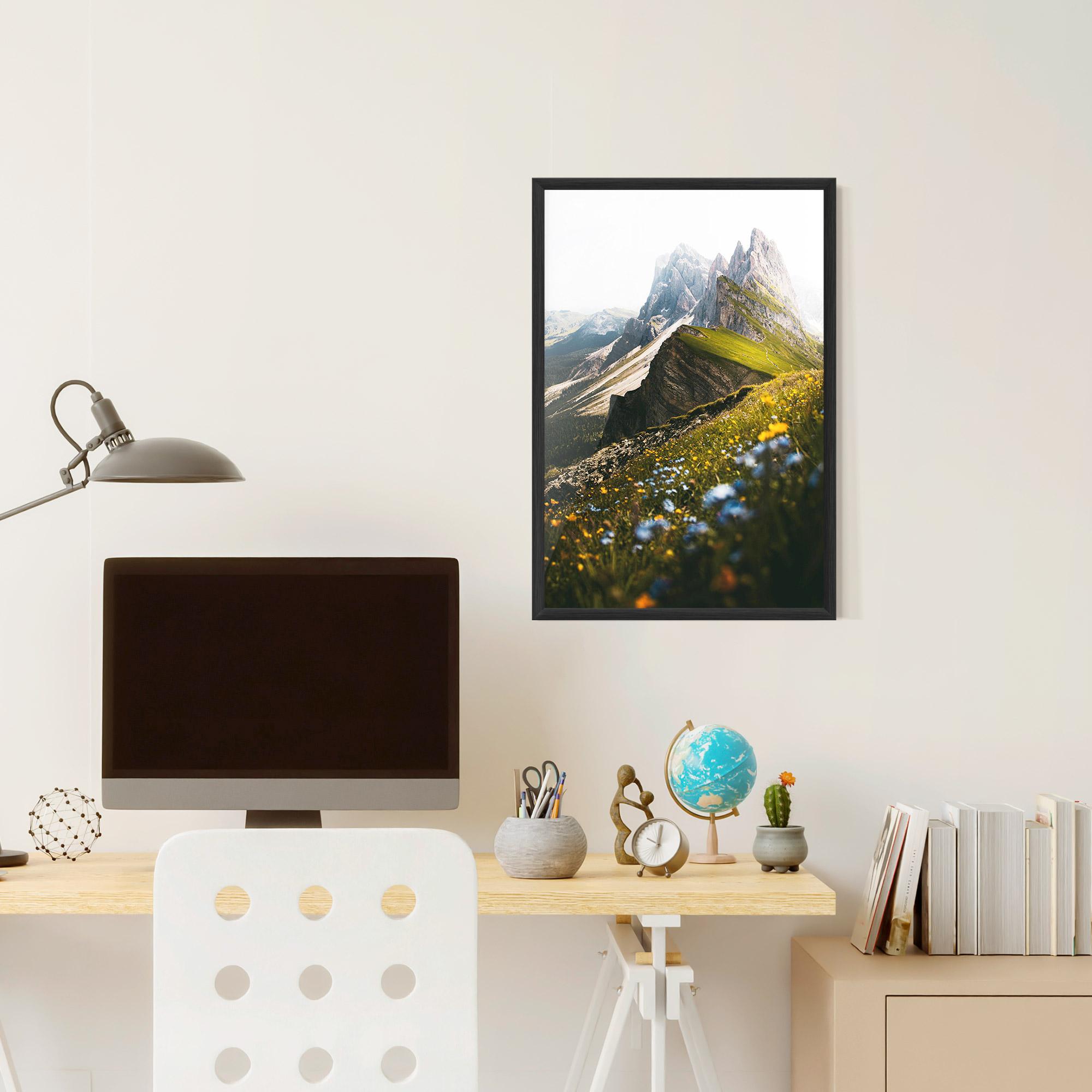Gerahmte Poster Foggy Mountain View mockup 6