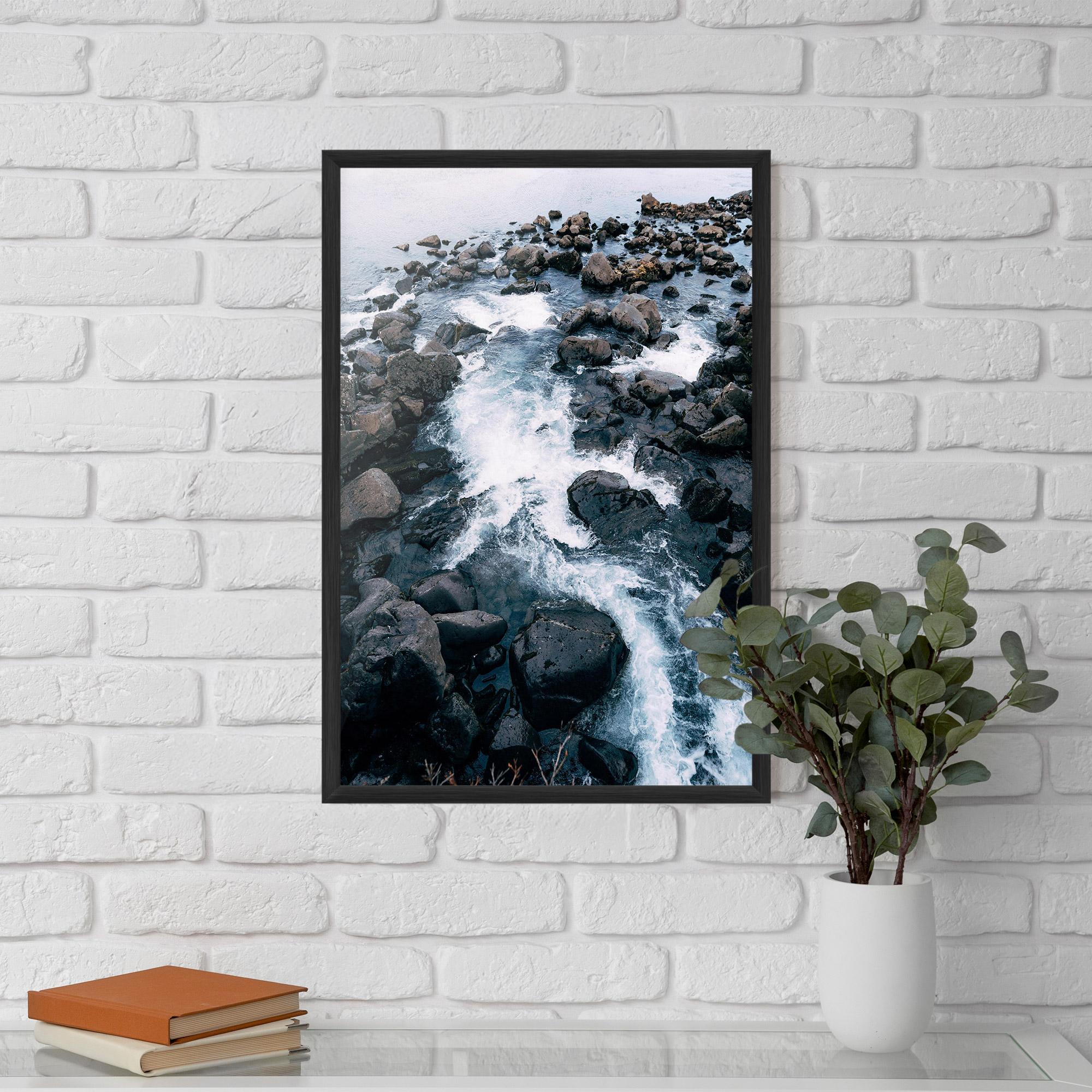 Gerahmte Poster Mountain River Rock mockup 5