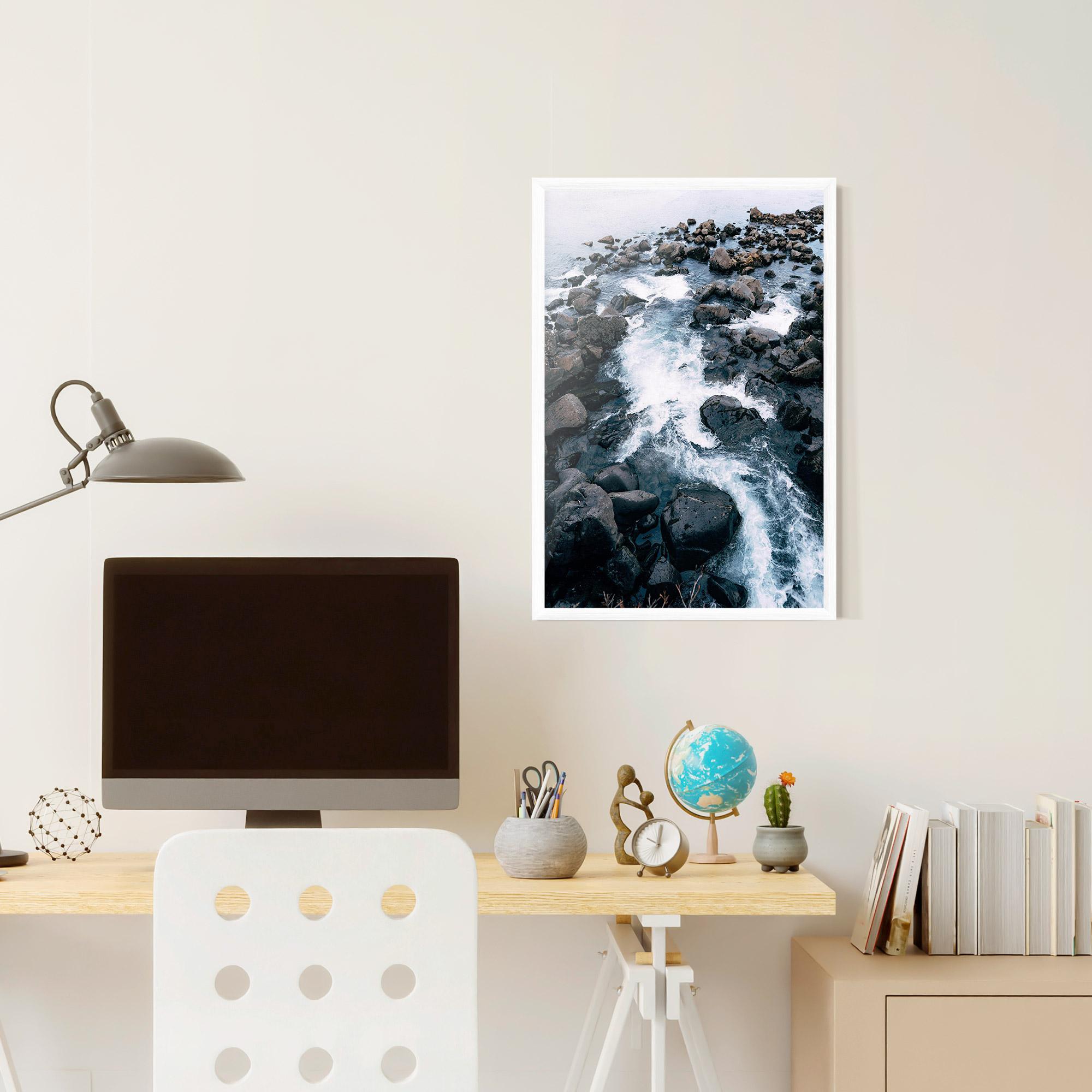 Gerahmte Poster Mountain River Rock mockup 6