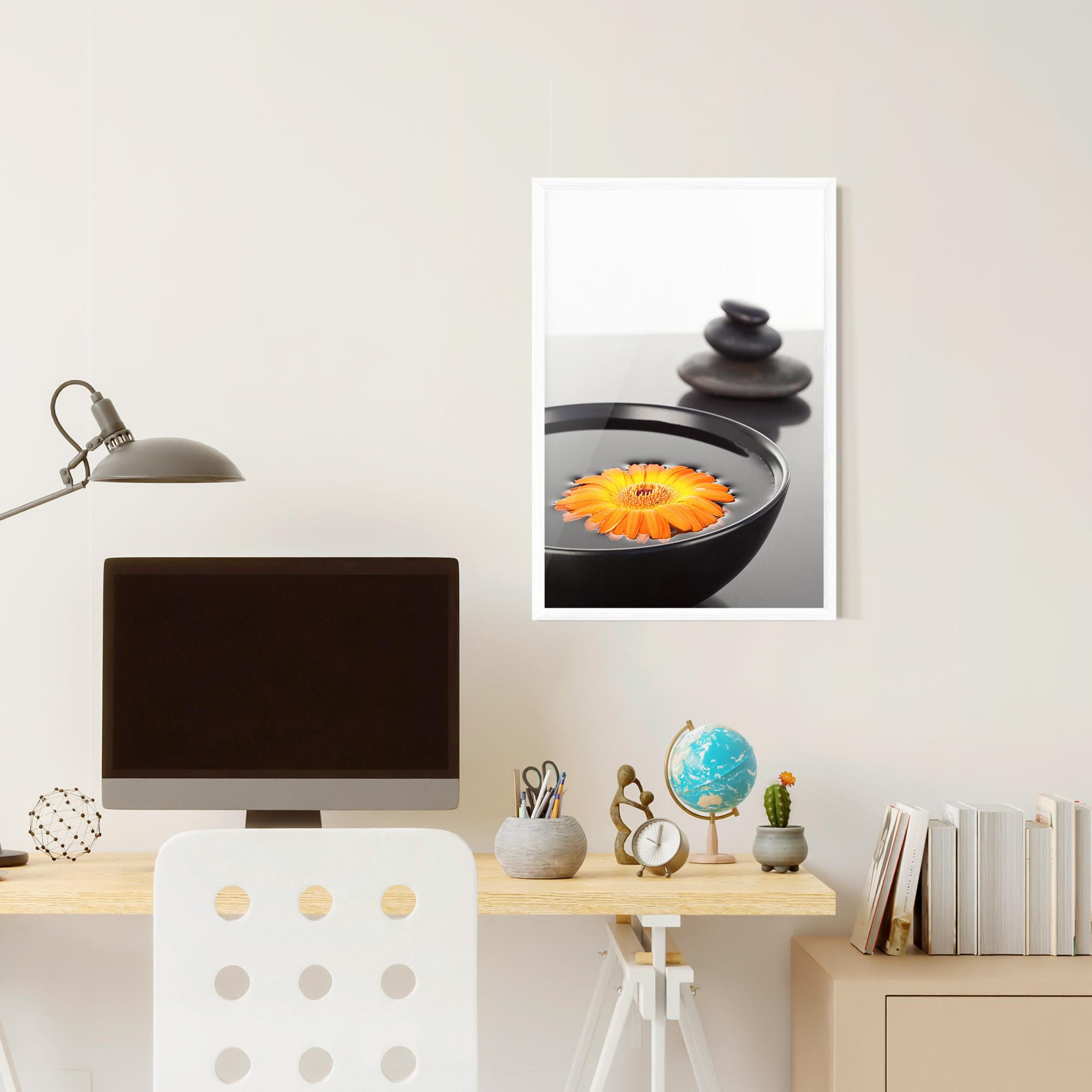 Gerahmte Poster Stone Orange Flower mockup 6