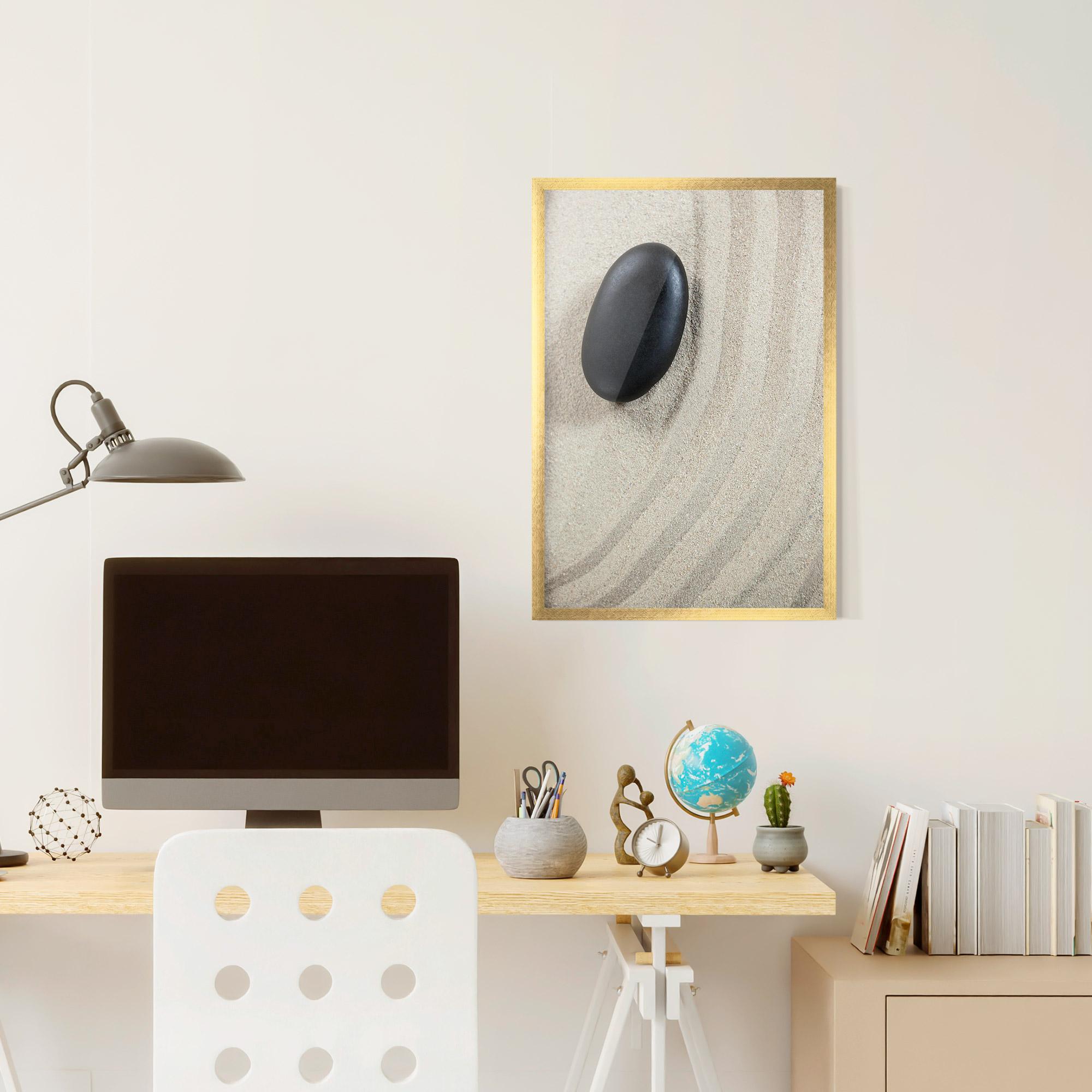 Gerahmte Poster Black Pebble mockup 6