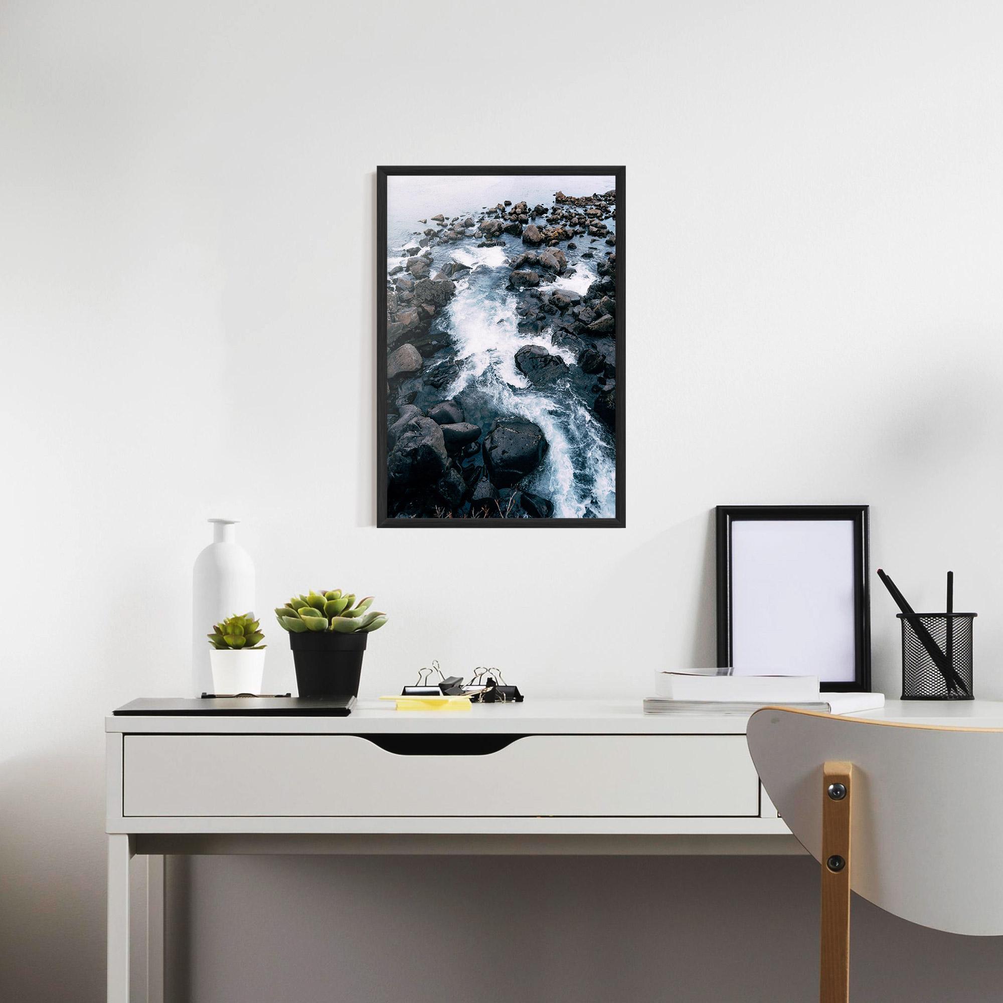 Gerahmte Poster Mountain River Rock mockup 7