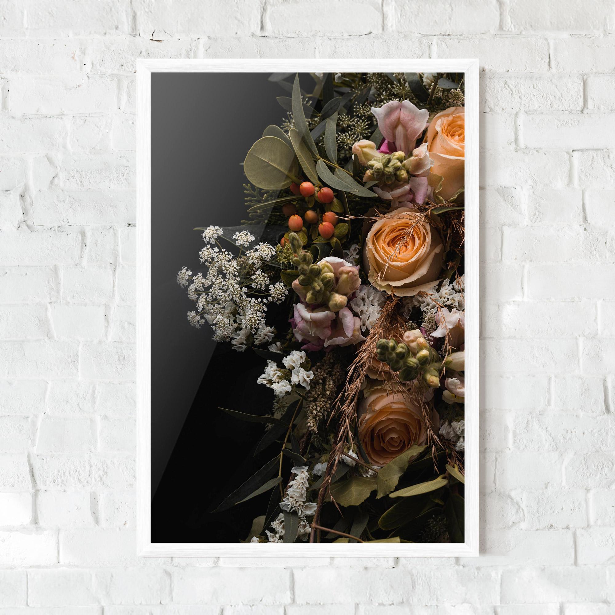 Gerahmte Poster Dark Flower Bouquet mockup 0