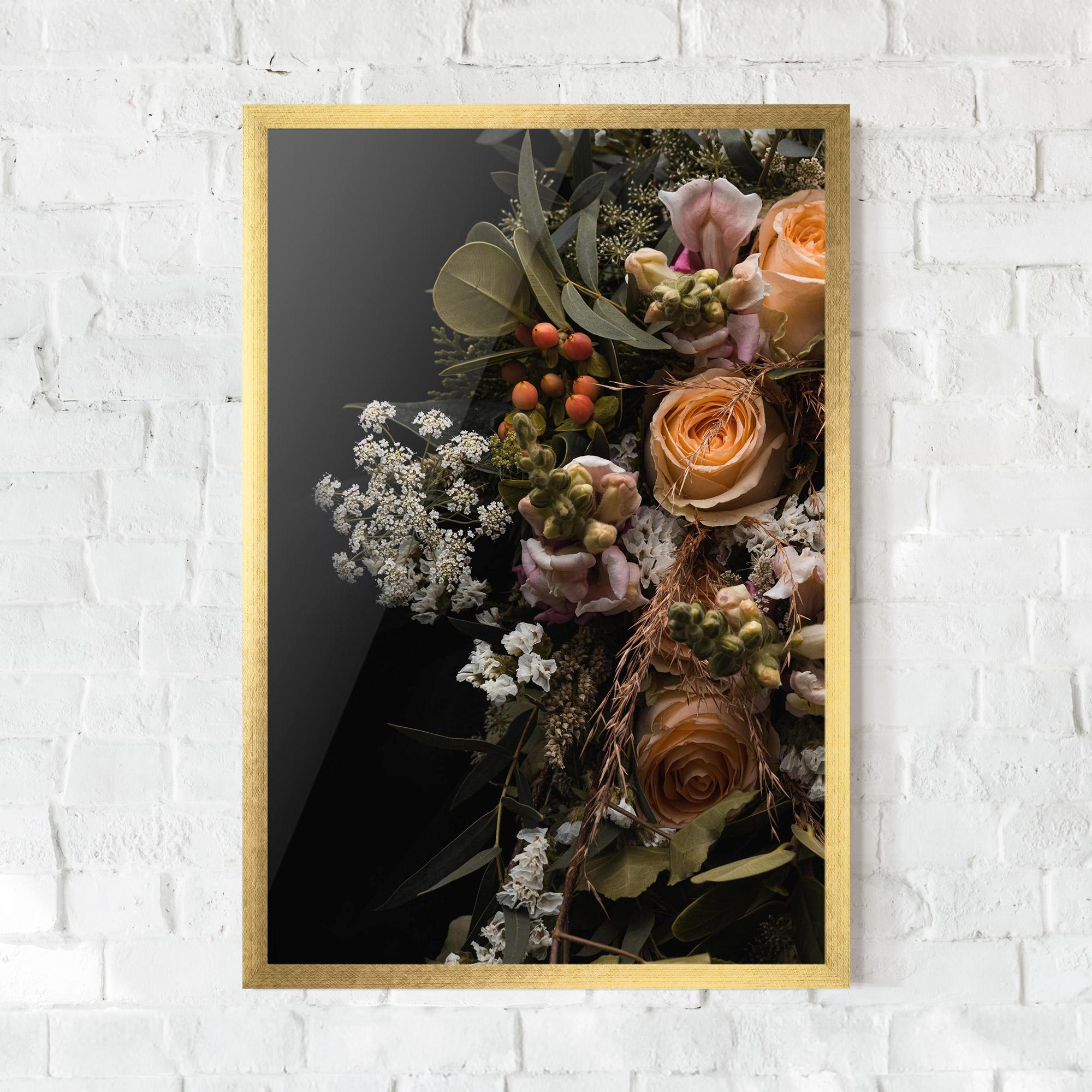 Gerahmte Poster Dark Flower Bouquet mockup 0