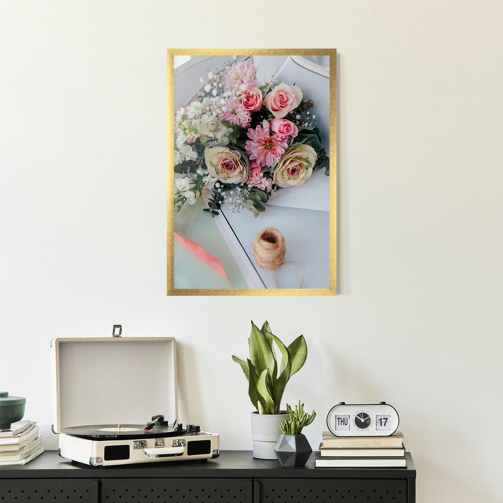 Gerahmte Poster Table Bouquet mockup 2