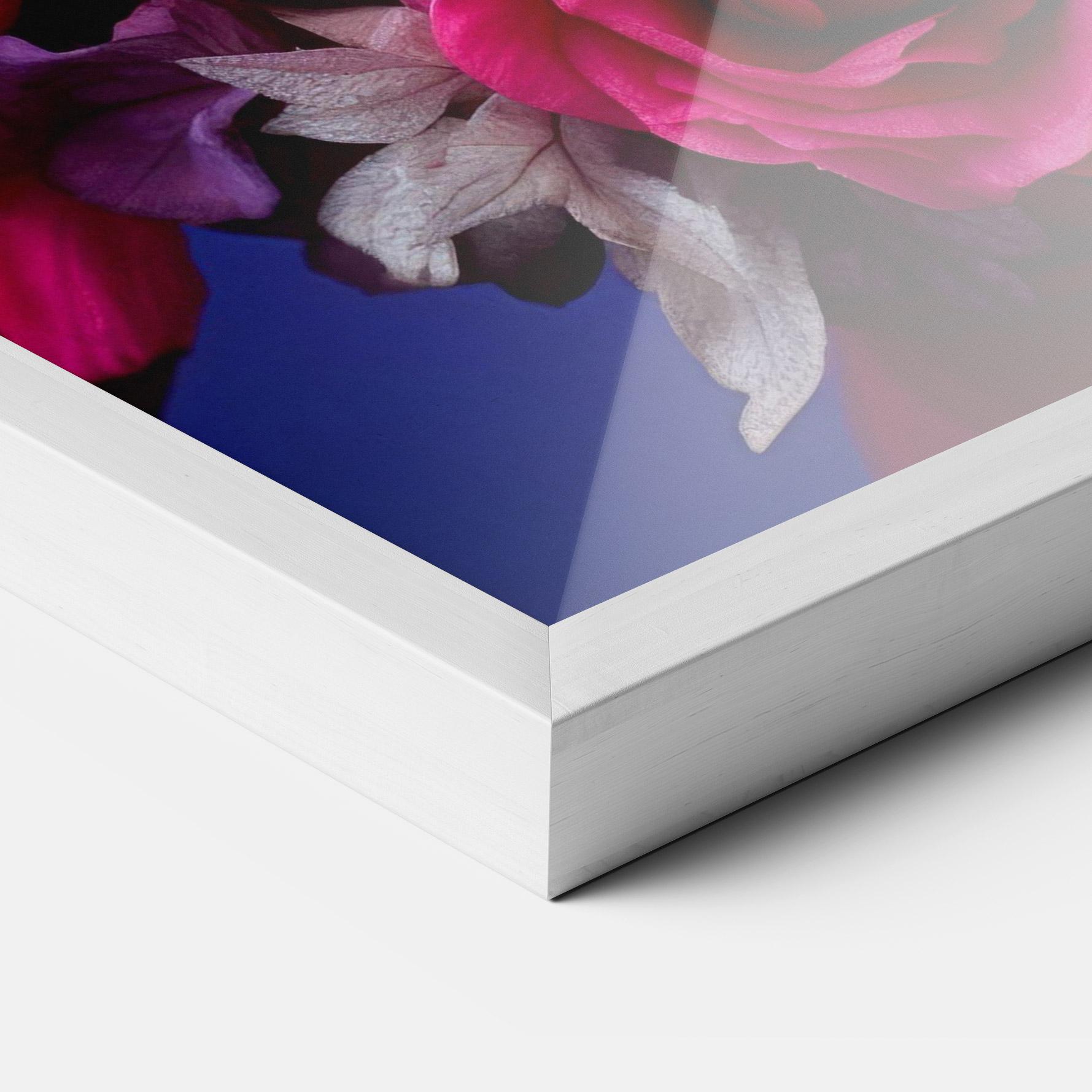 Gerahmte Poster Purple Pretty Flowers mockup 3