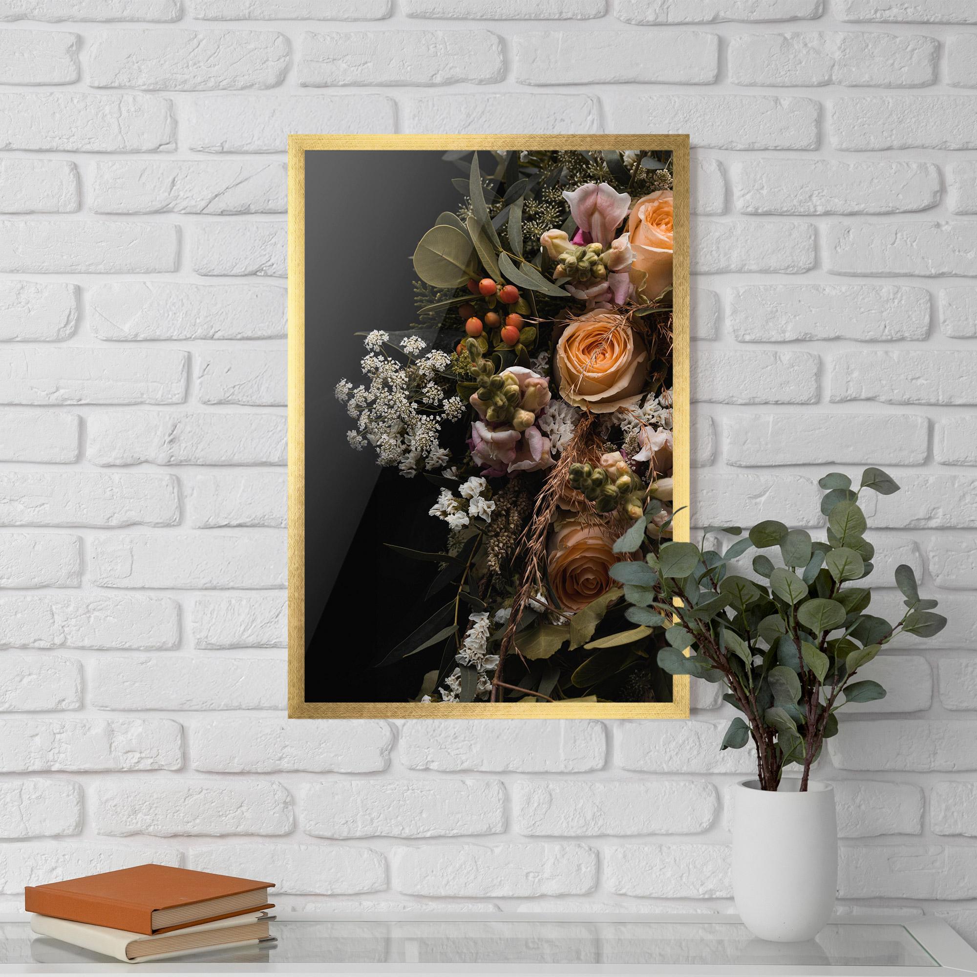 Gerahmte Poster Dark Flower Bouquet mockup 5