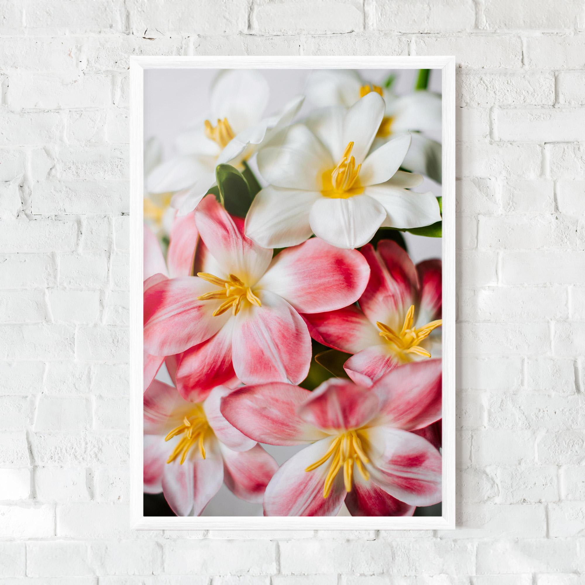 Gerahmte Poster Beautiful Exotic Flower mockup 0
