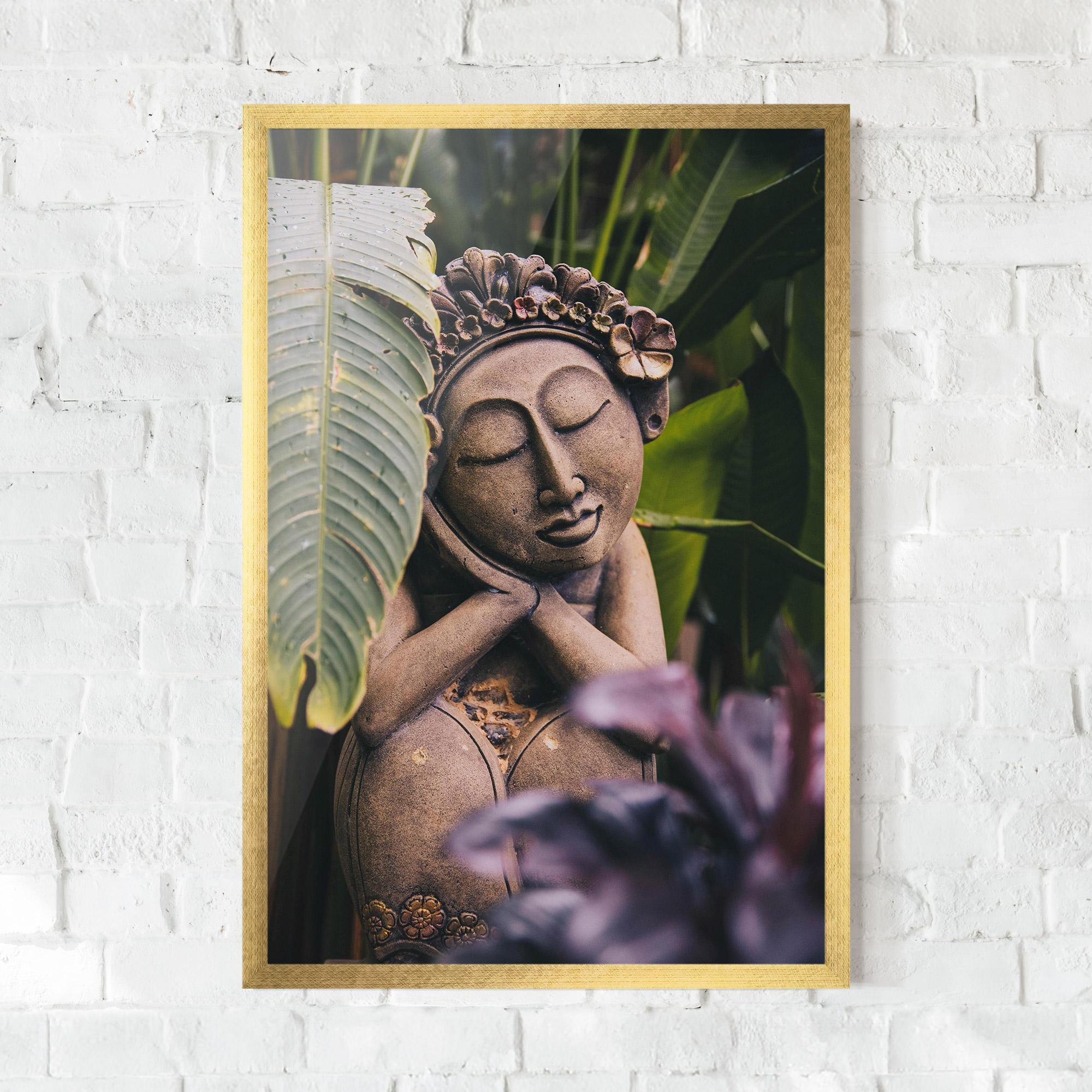 Gerahmte Poster Exotic Statue mockup 0