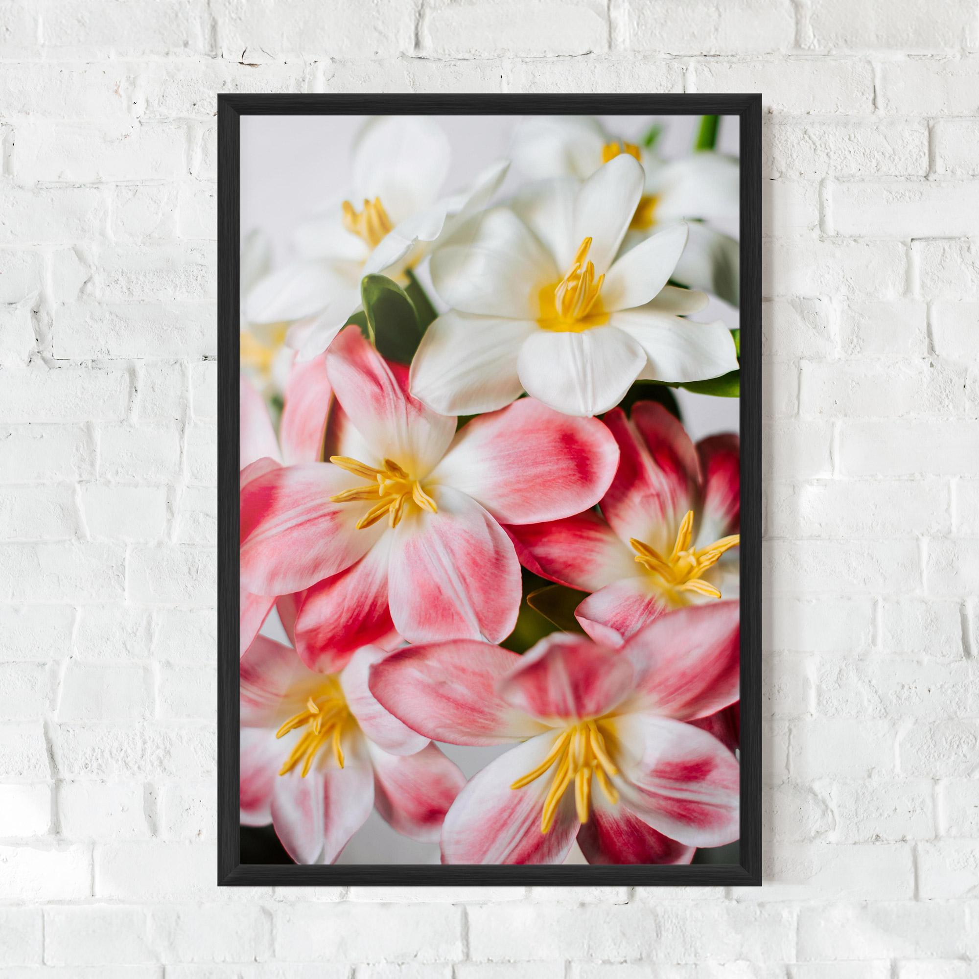 Gerahmte Poster Beautiful Exotic Flower mockup 0