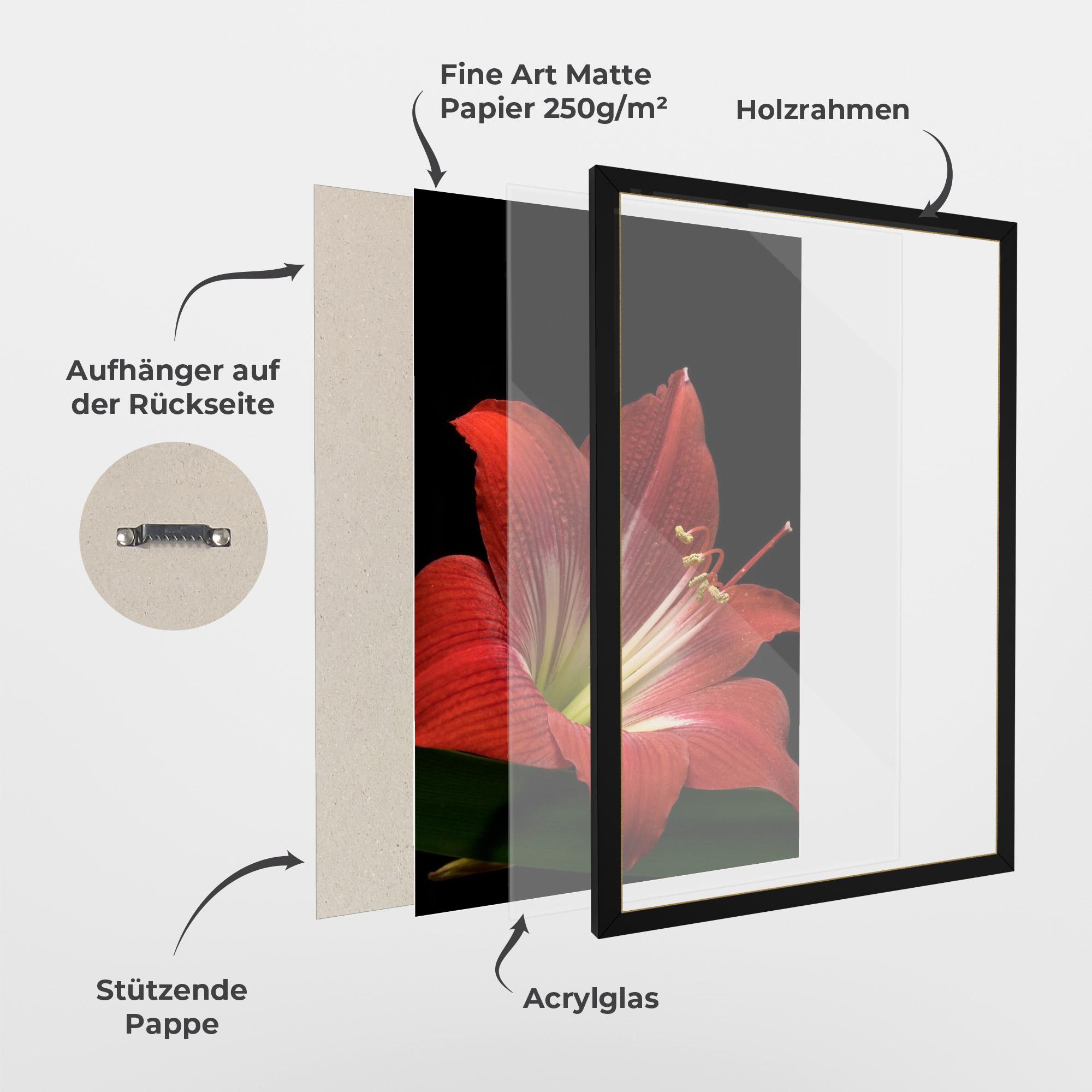 Gerahmte Poster Red Yellow Exotic mockup 1