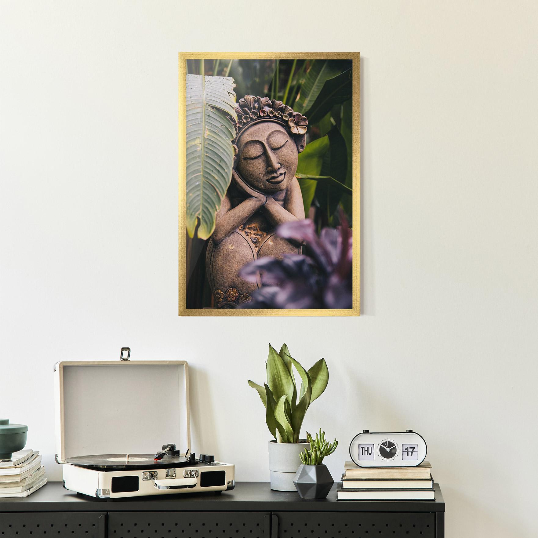 Gerahmte Poster Exotic Statue mockup 2