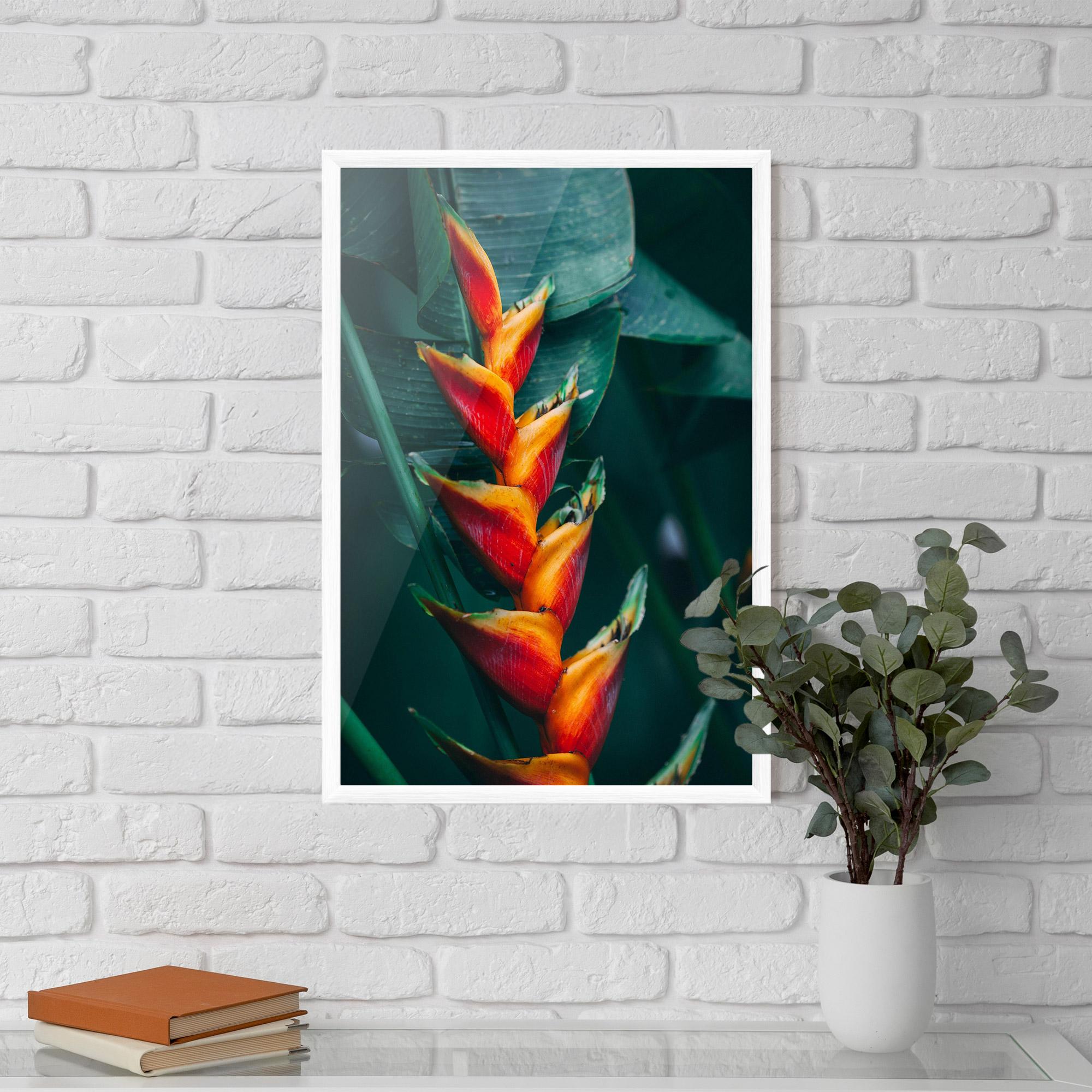 Gerahmte Poster Red Orange Exotic mockup 5