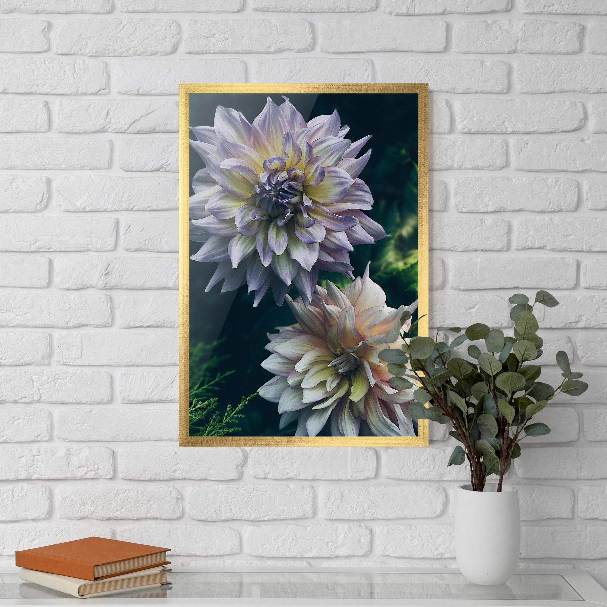 Gerahmte Poster Dahlia Flowers mockup 5