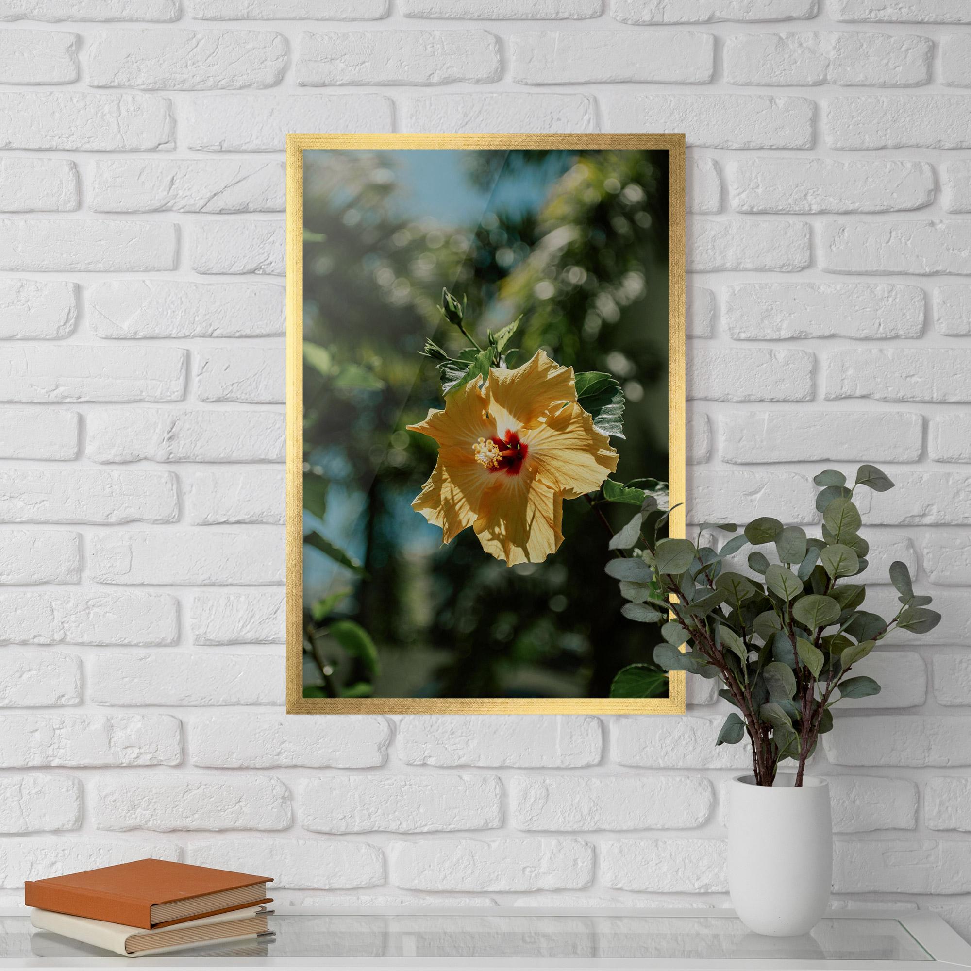 Gerahmte Poster Yellow Pretty Exotic mockup 5