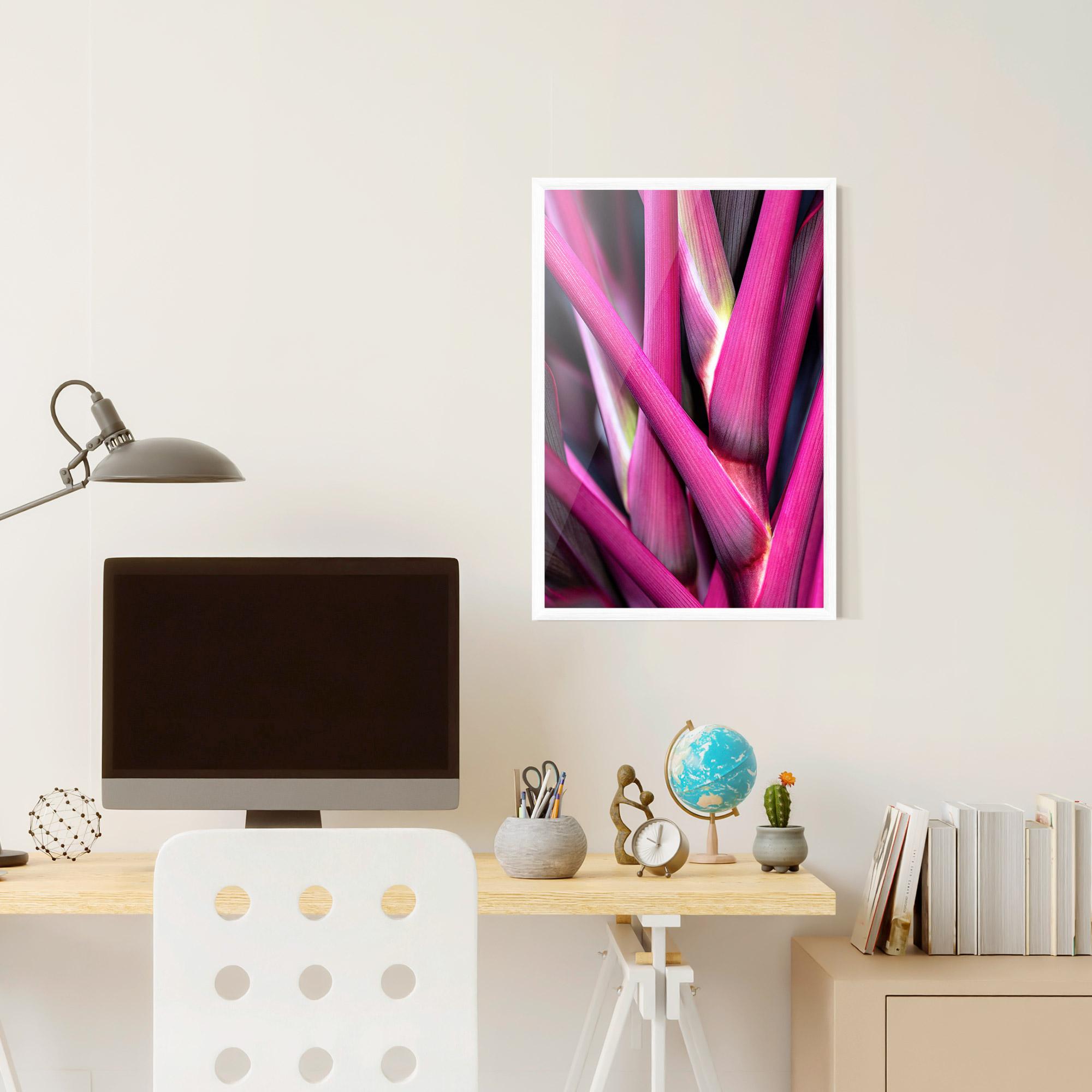 Gerahmte Poster Purple Exotic Plant mockup 6