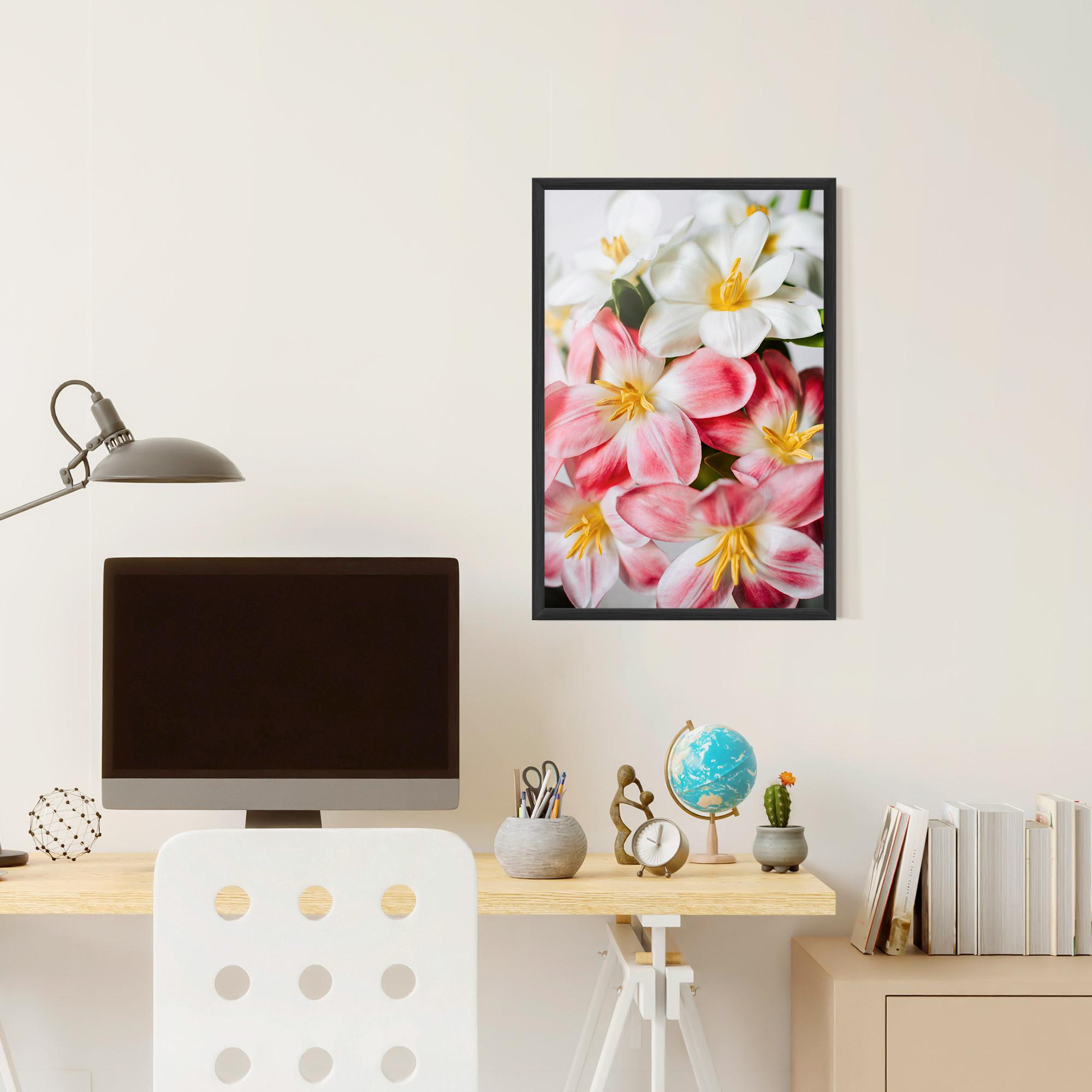 Gerahmte Poster Beautiful Exotic Flower mockup 6
