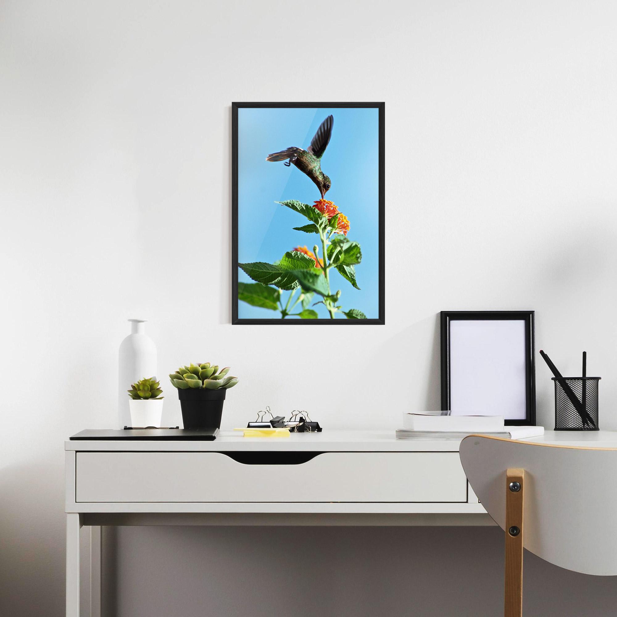 Gerahmte Poster Bird Exotic Flower mockup 7