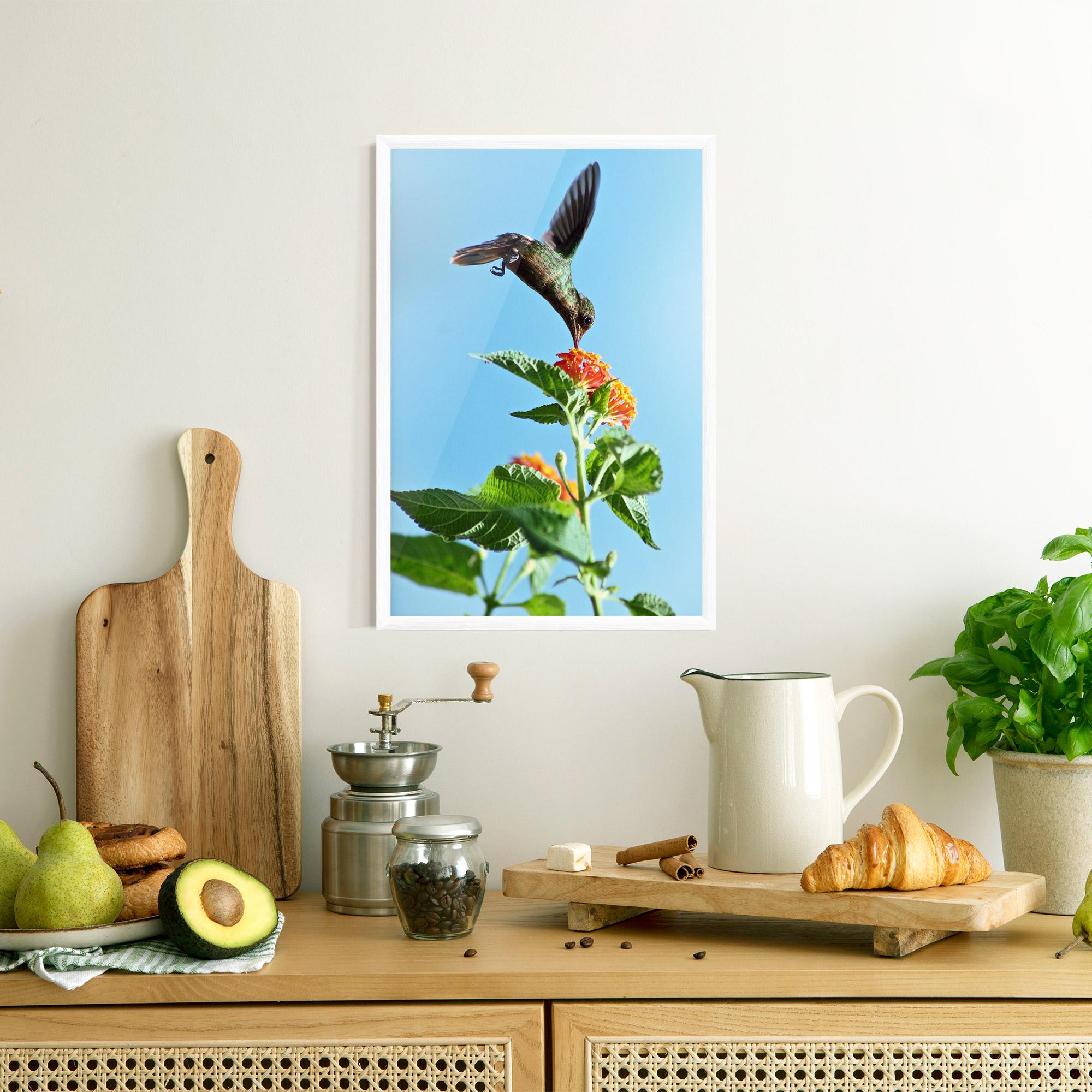 Gerahmte Poster Bird Exotic Flower mockup 8
